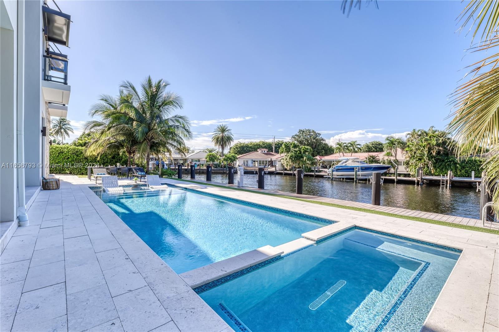 CORAL RIDGE COUNTRY CLUB - Residential
