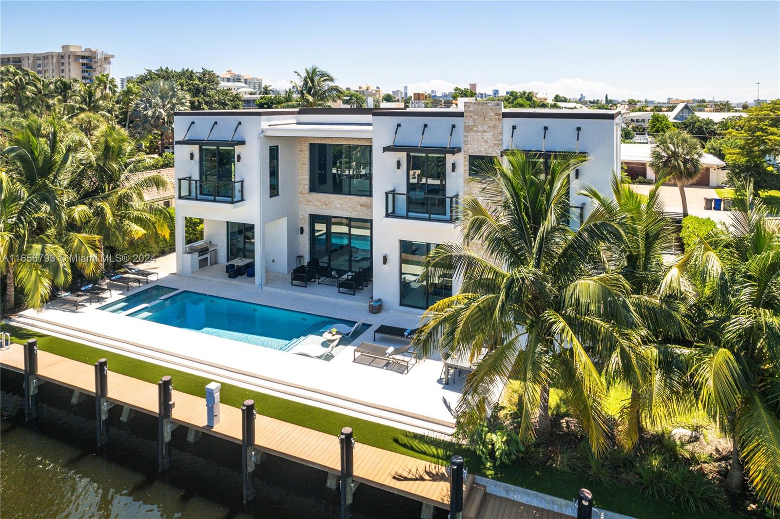 CORAL RIDGE COUNTRY CLUB - Residential