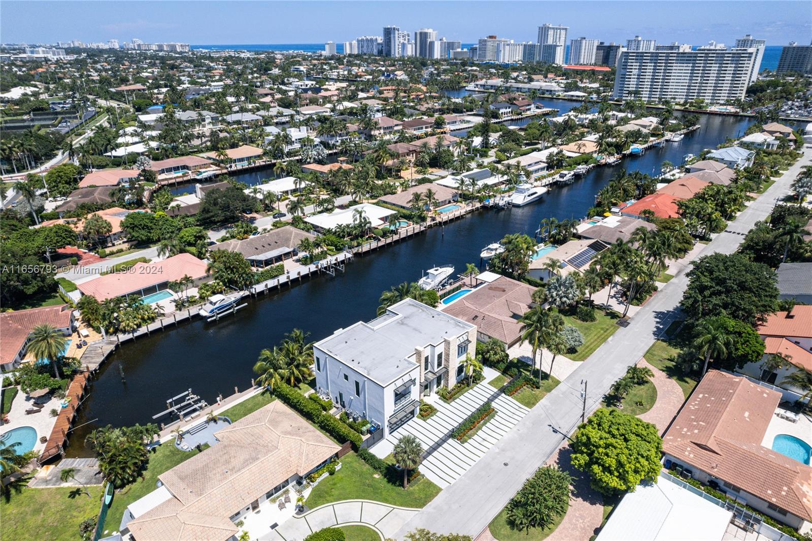 CORAL RIDGE COUNTRY CLUB - Residential