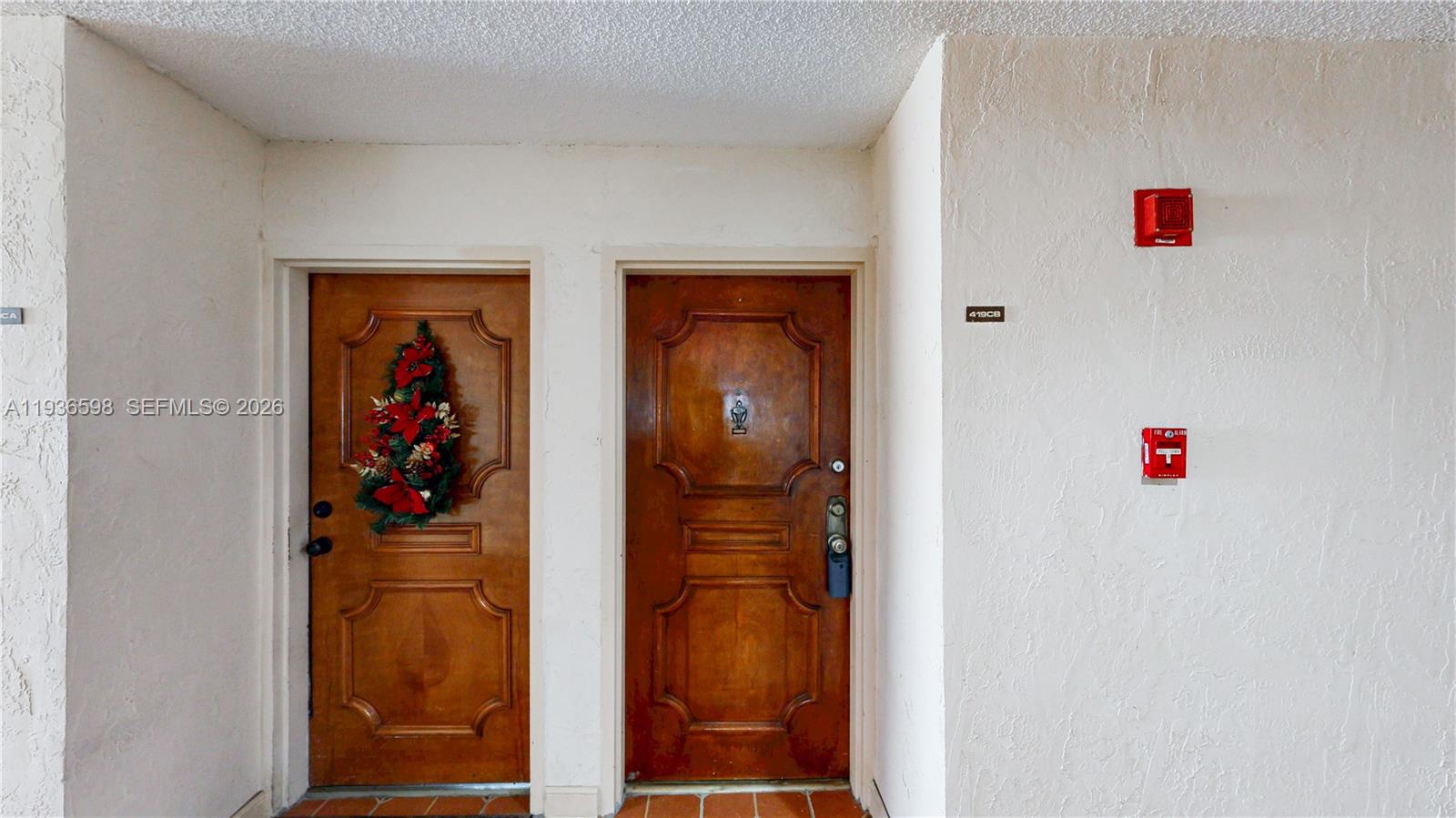 PENINSULA AT INTL GARDENS - Residential