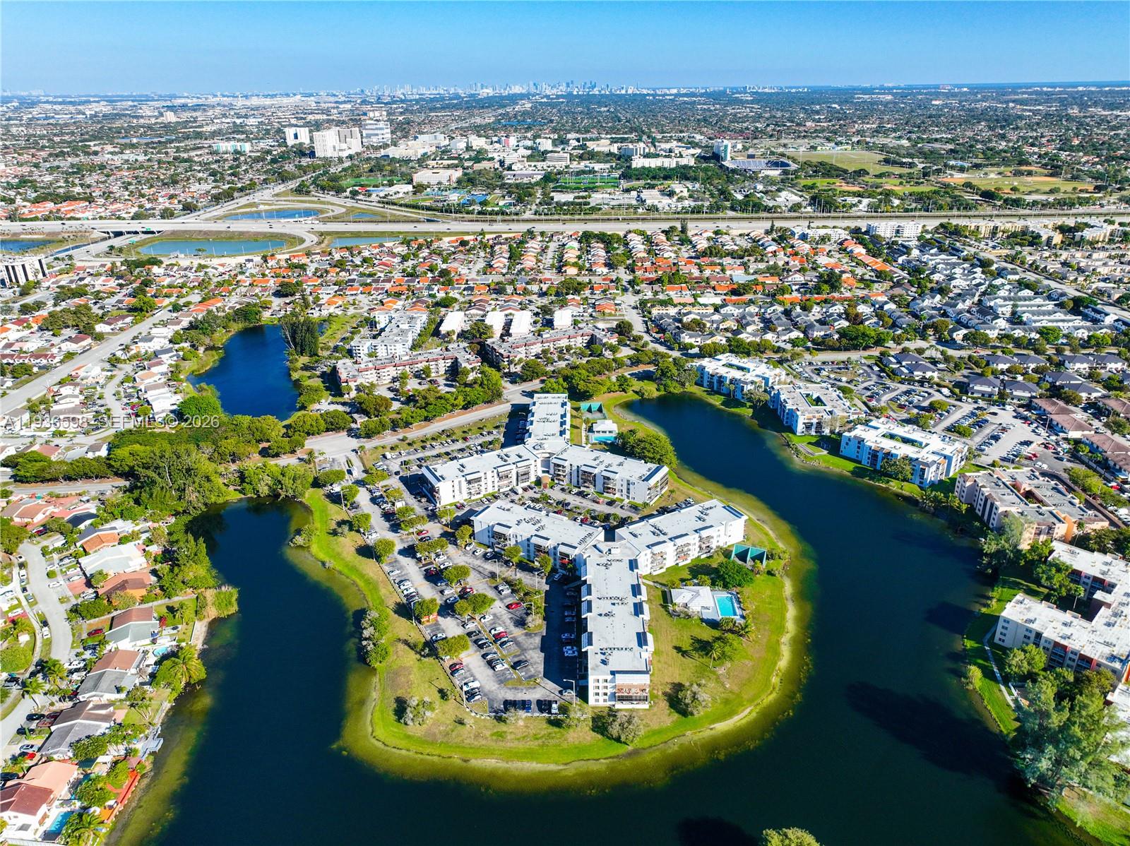 PENINSULA AT INTL GARDENS - Residential