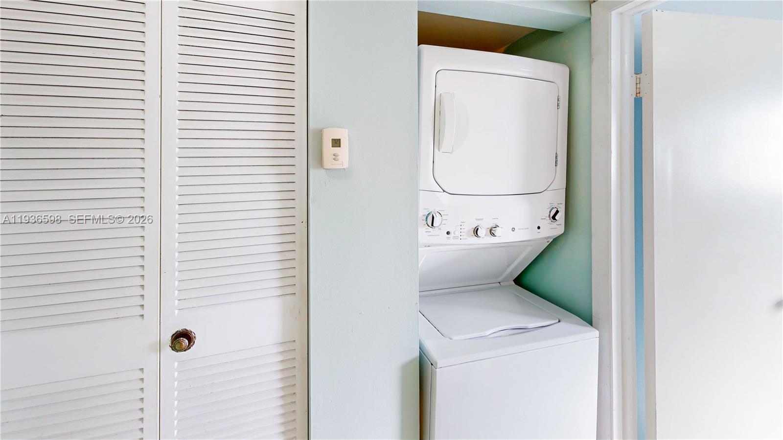 PENINSULA AT INTL GARDENS - Residential