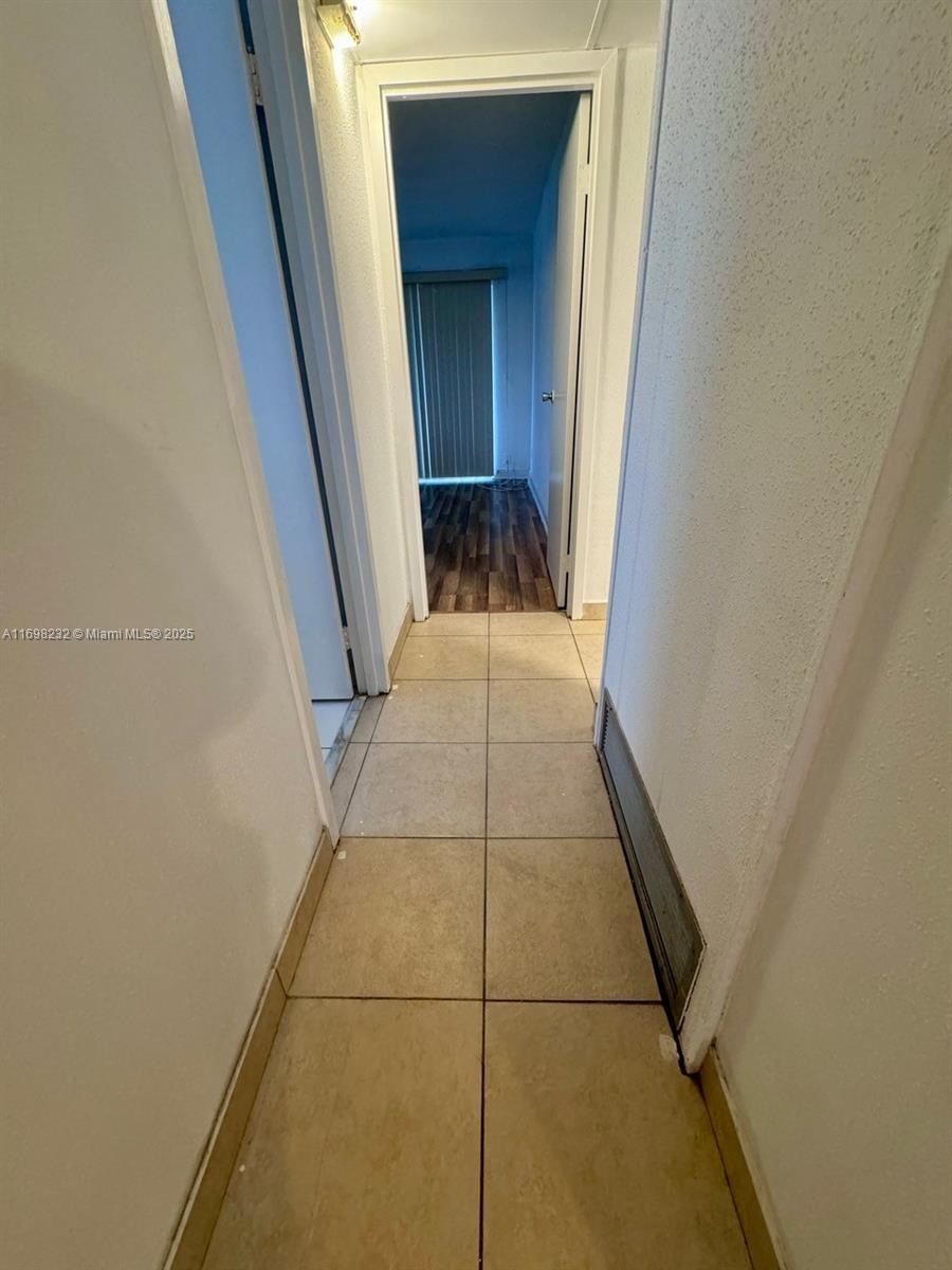 KINGS POINT BRITTANY COND - Residential