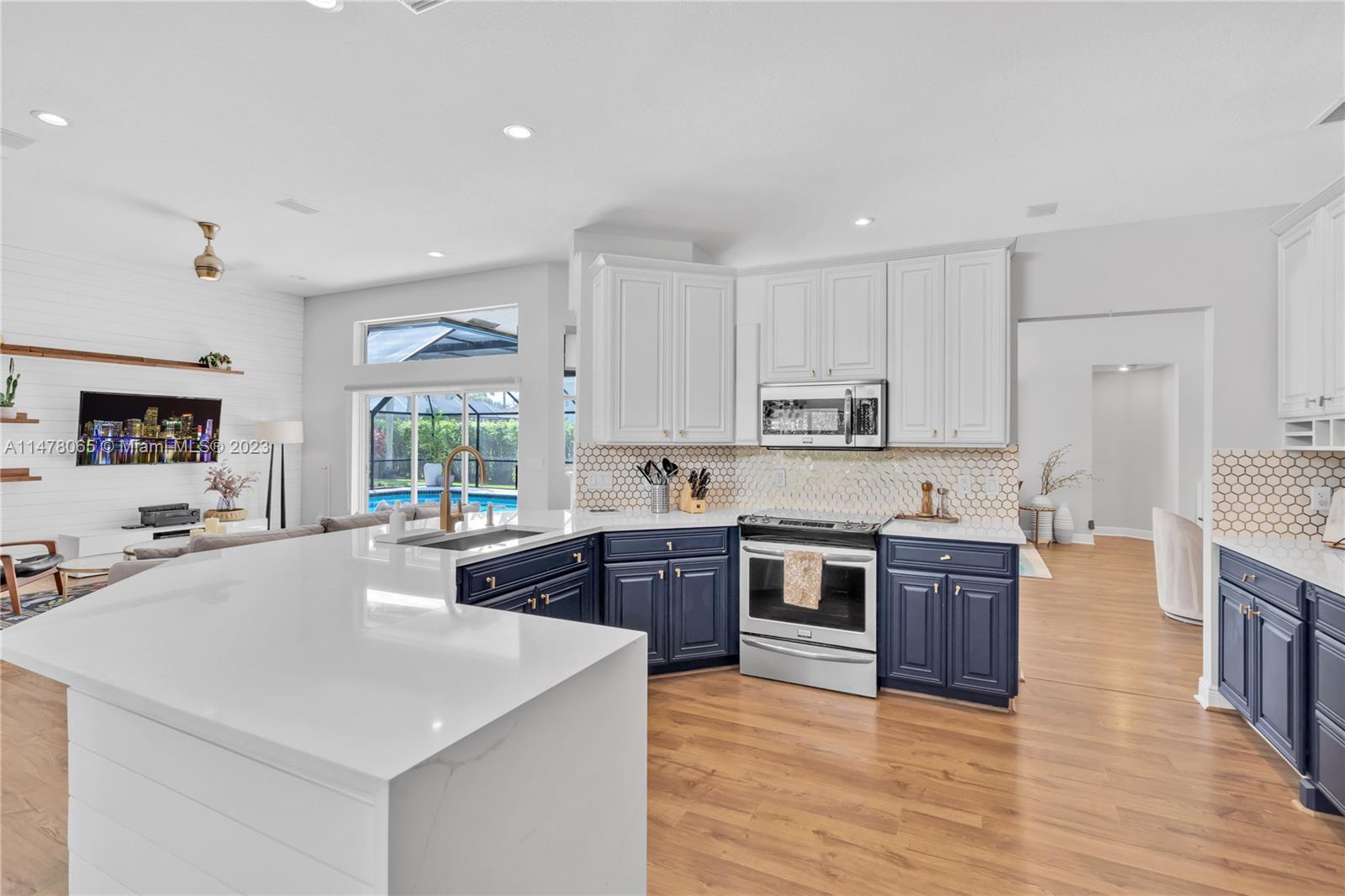 KENSINGTON - Residential