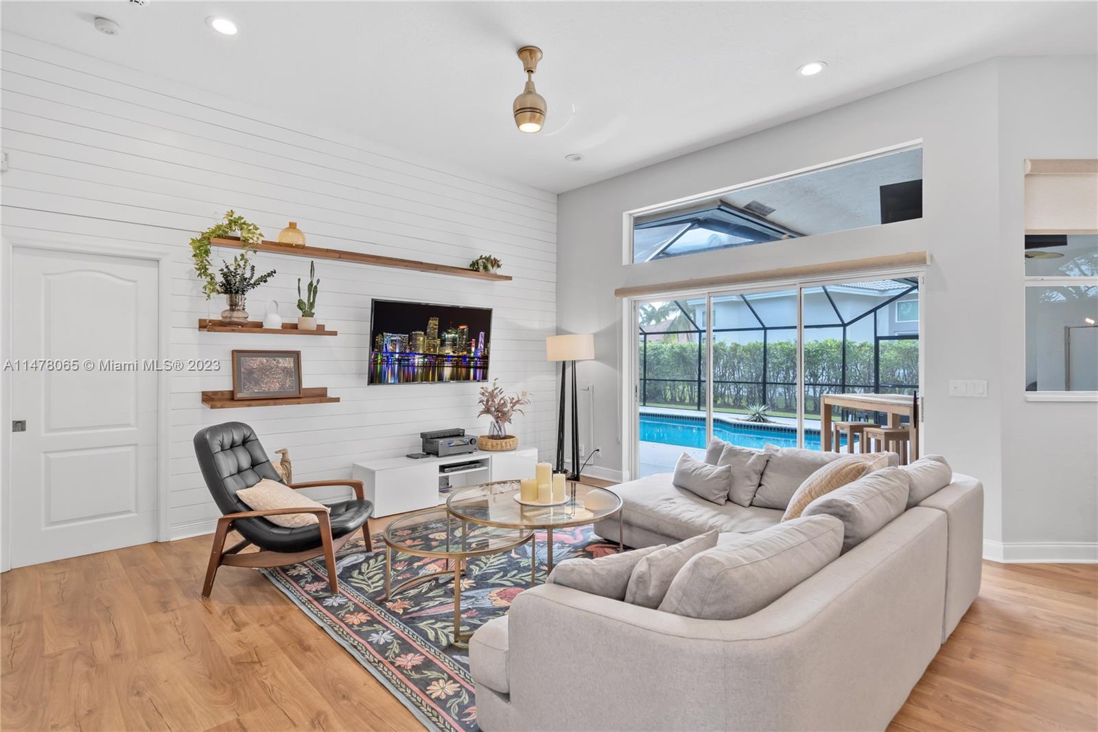 KENSINGTON - Residential