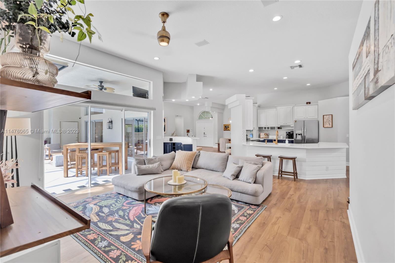 KENSINGTON - Residential