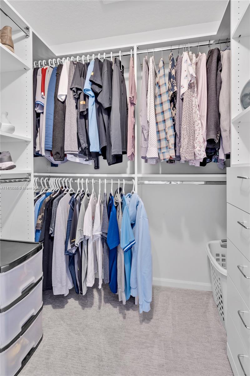 KENSINGTON - Residential