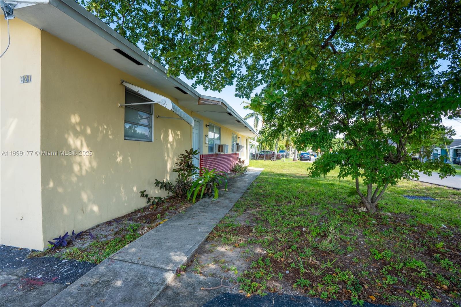 Hallandale Beach - Residential Income