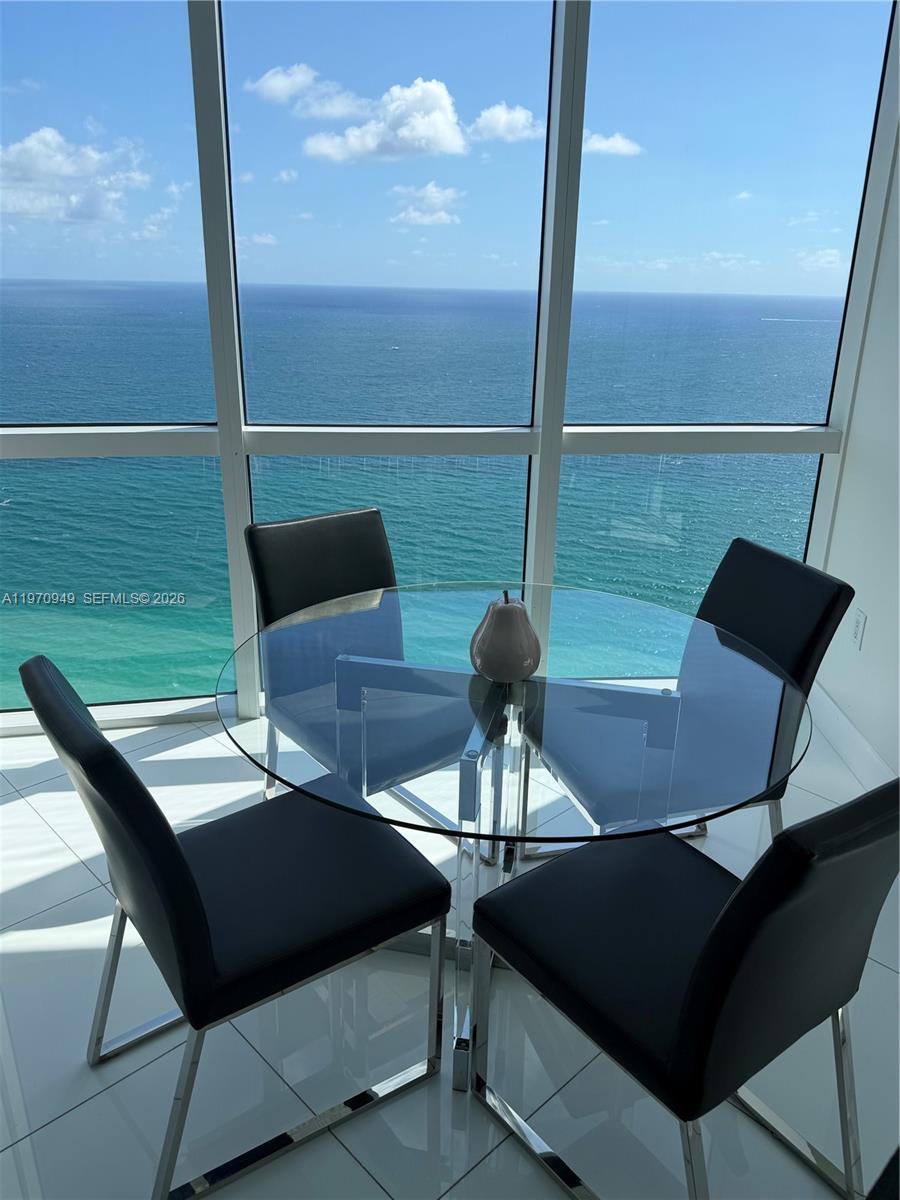 TRUMP ROYALE CONDO - Residential