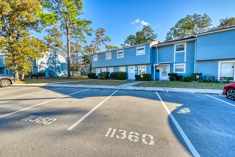 SHADOW WOOD - Residential