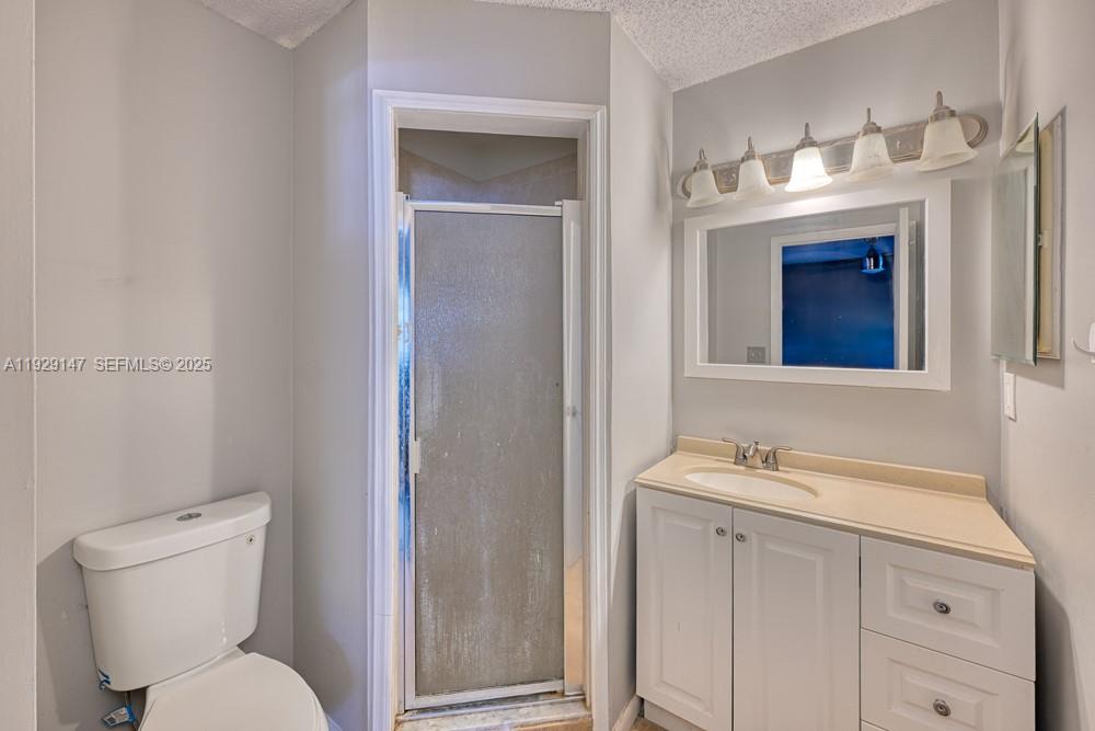 SHADOW WOOD - Residential