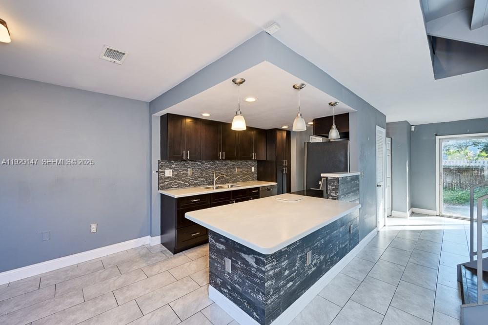 SHADOW WOOD - Residential