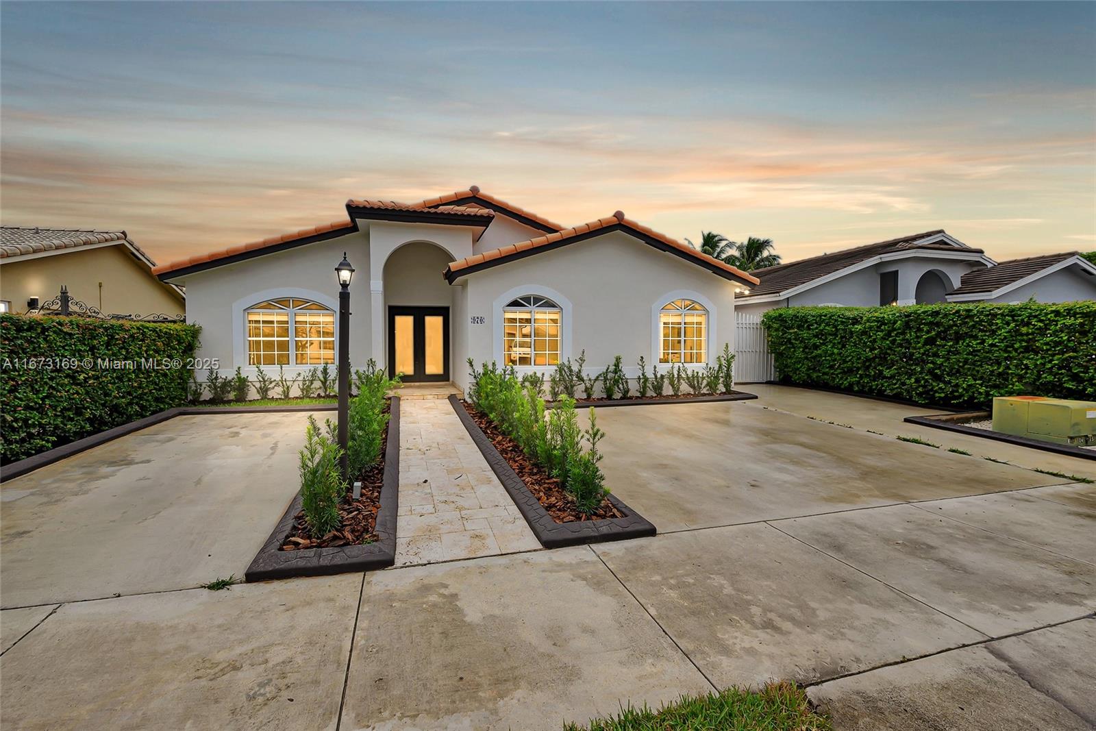 Property for Sale at 970 Sw 143rd Pl, Miami, Broward County, Florida - Bedrooms: 5 
Bathrooms: 4  - $799,999