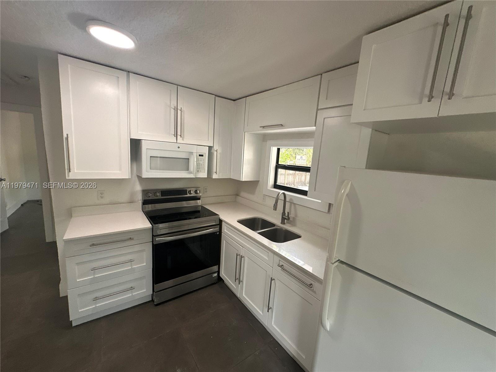 ORCHARD VILLA MANOR - Residential