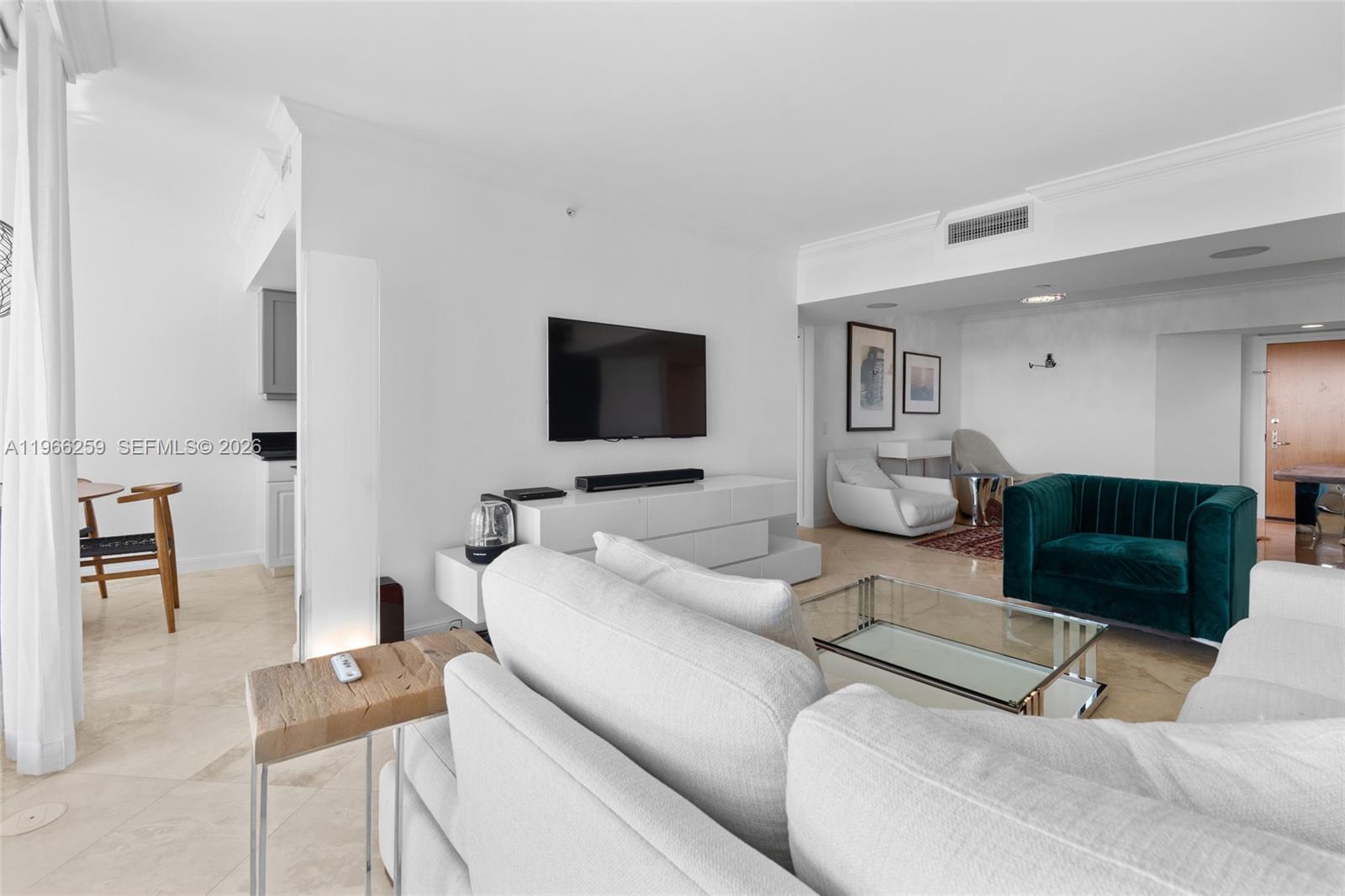 21055 Yacht Club Dr 1210