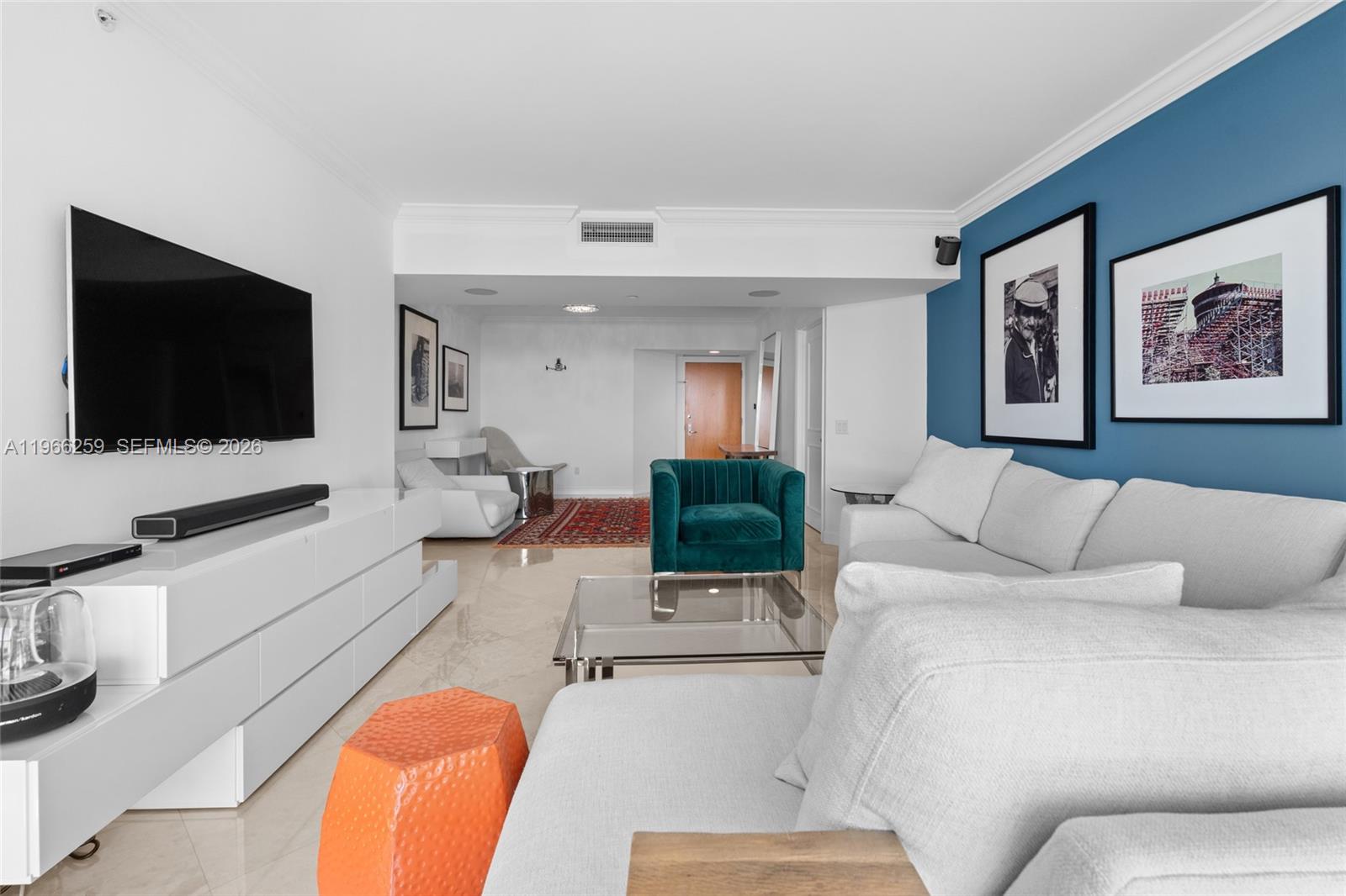 21055 Yacht Club Dr 1210