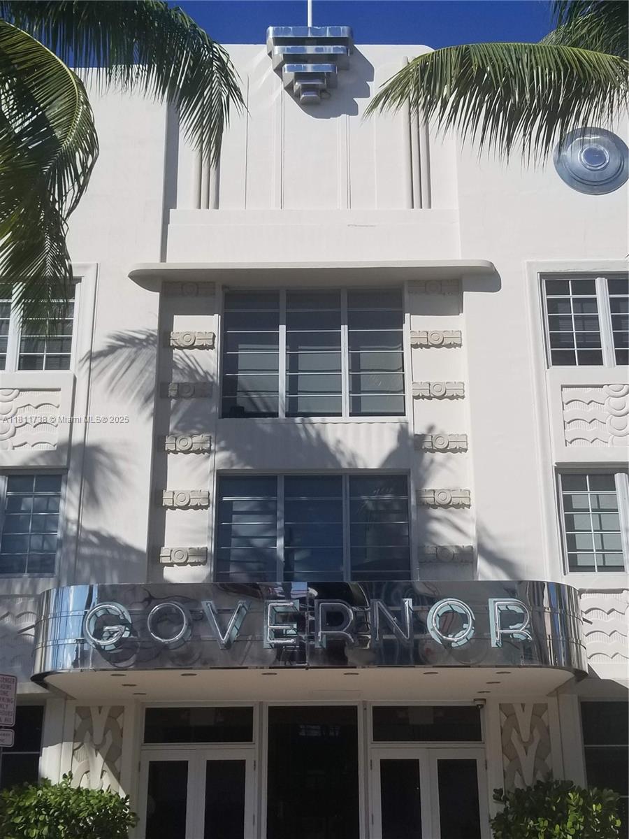 Rental Property at 435 21st St 201, Miami Beach, Miami-Dade County, Florida - Bedrooms: 2 
Bathrooms: 2  - $3,300 MO.