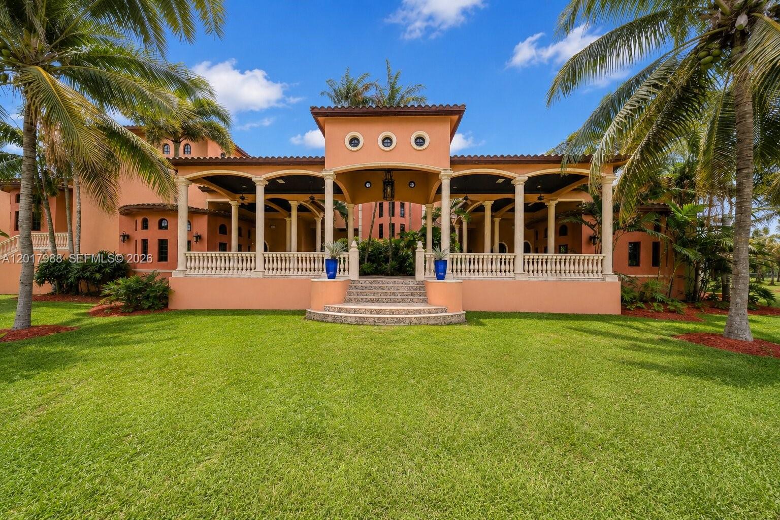 REDLAND ESTATE W/ GROTTO - Residential