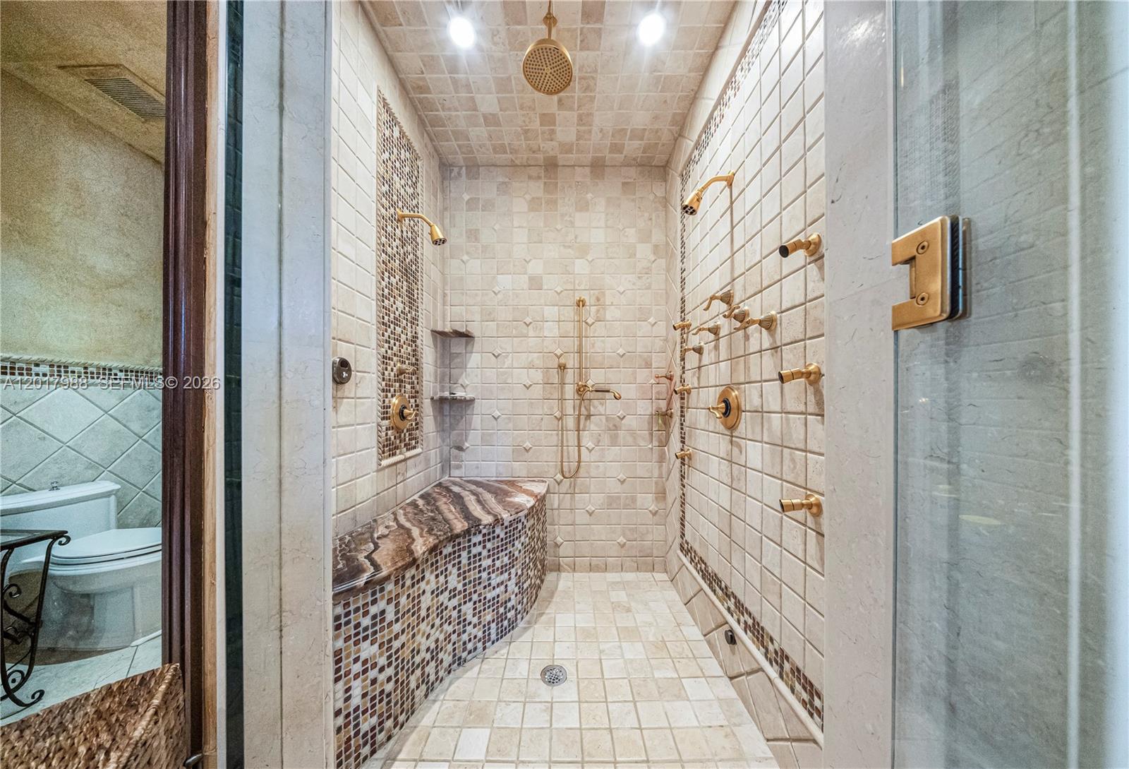 REDLAND ESTATE W/ GROTTO - Residential
