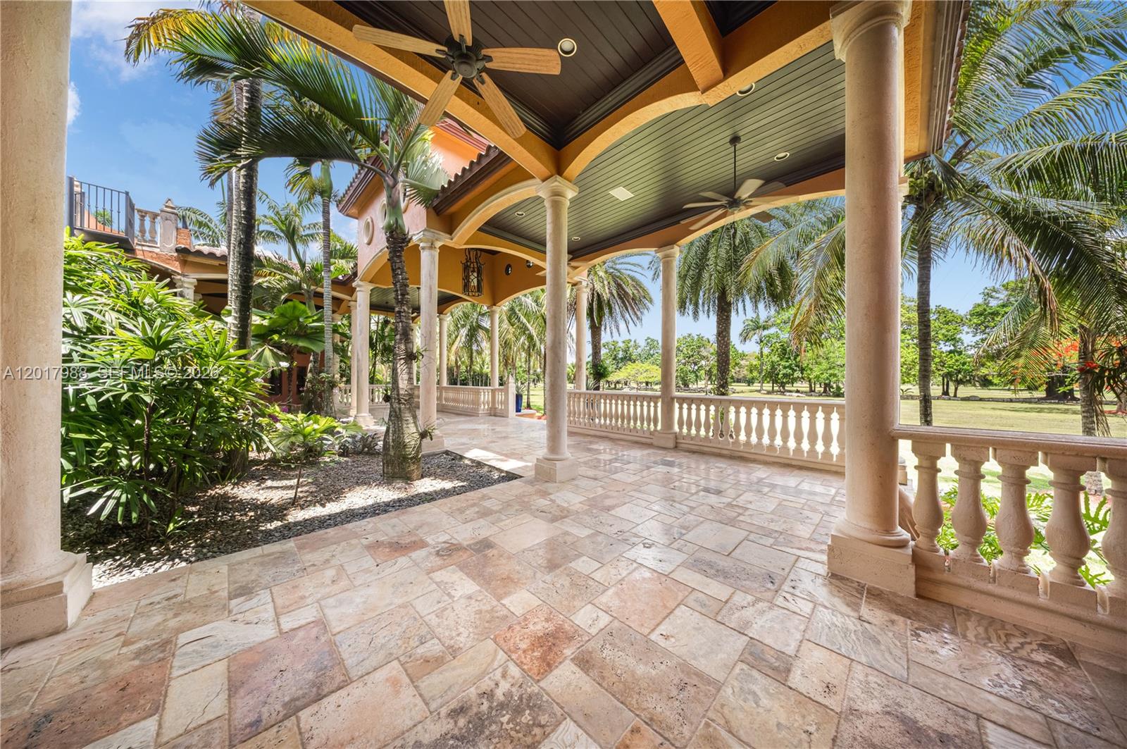 REDLAND ESTATE W/ GROTTO - Residential