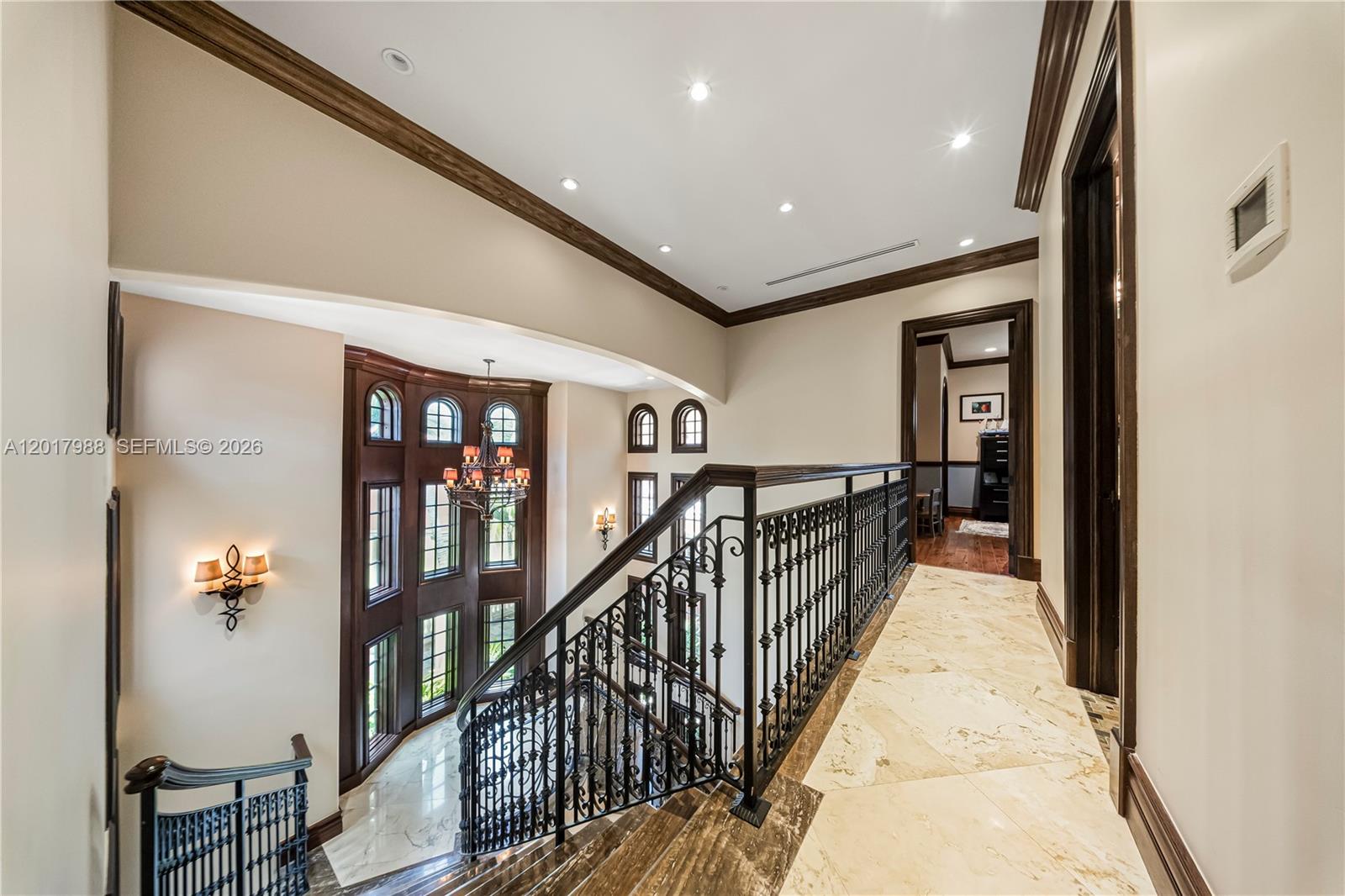 REDLAND ESTATE W/ GROTTO - Residential