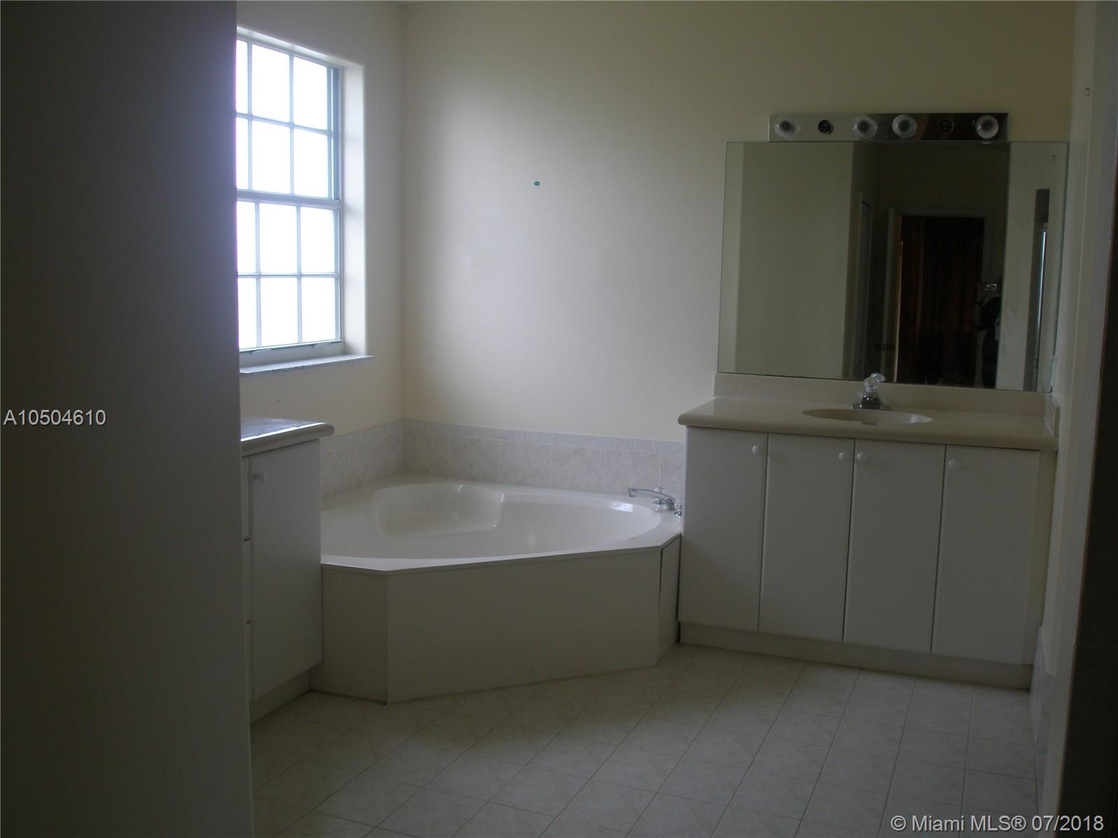 PONCE ESTATES SEC 2 - Residential Lease