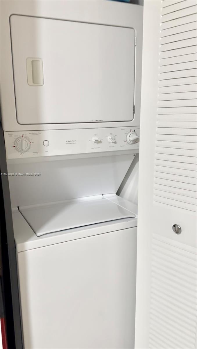 THE LOFT DOWNTOWN CONDO - Residential