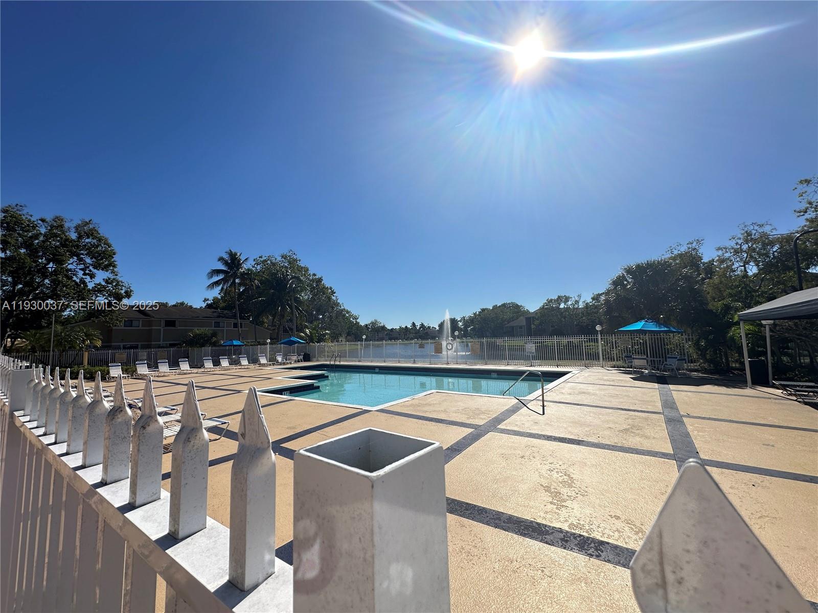 PALMS OF PEMBROKE CONDO - Residential Lease