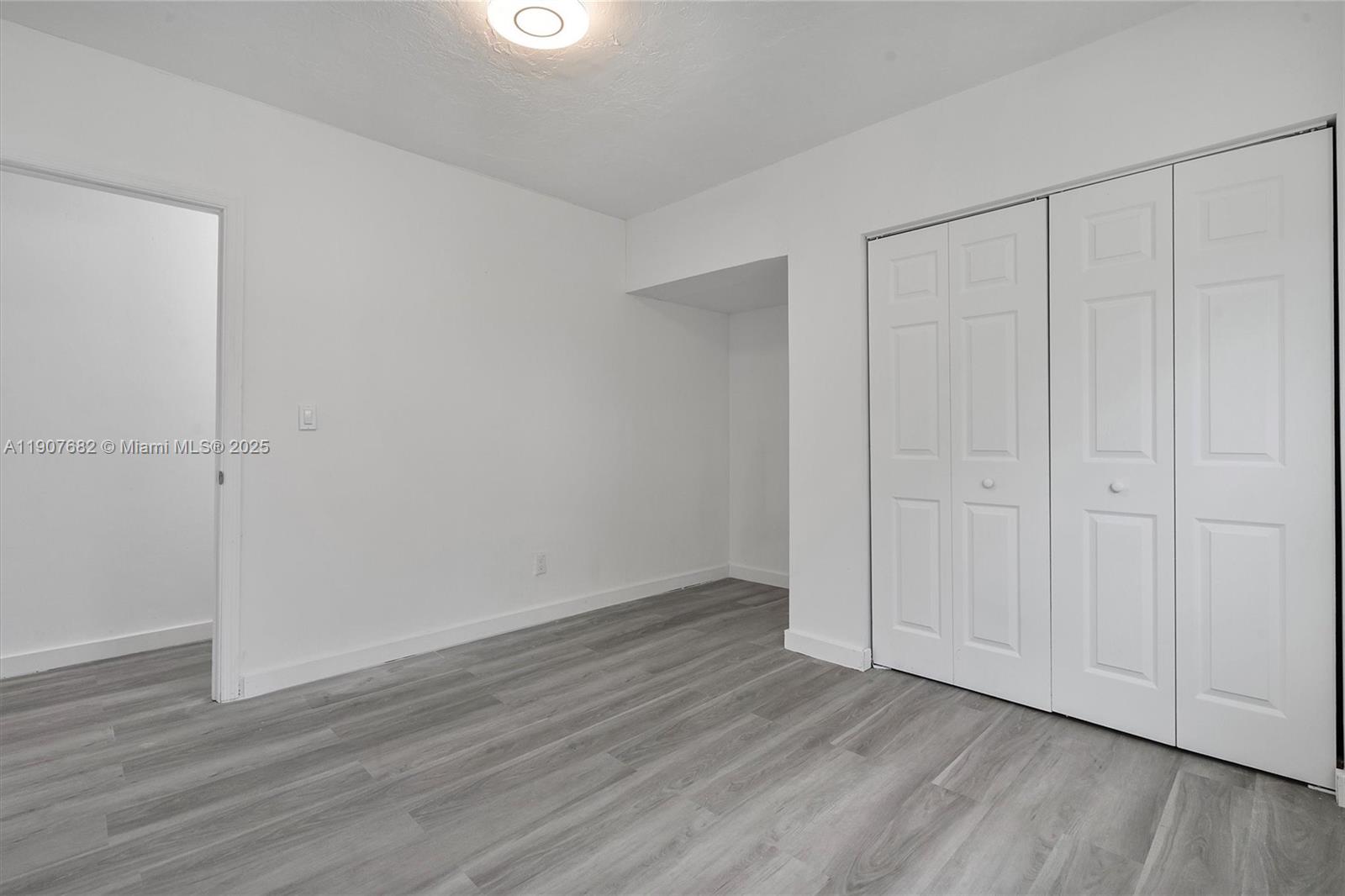 LAWNDALE 4TH ADDN - Residential