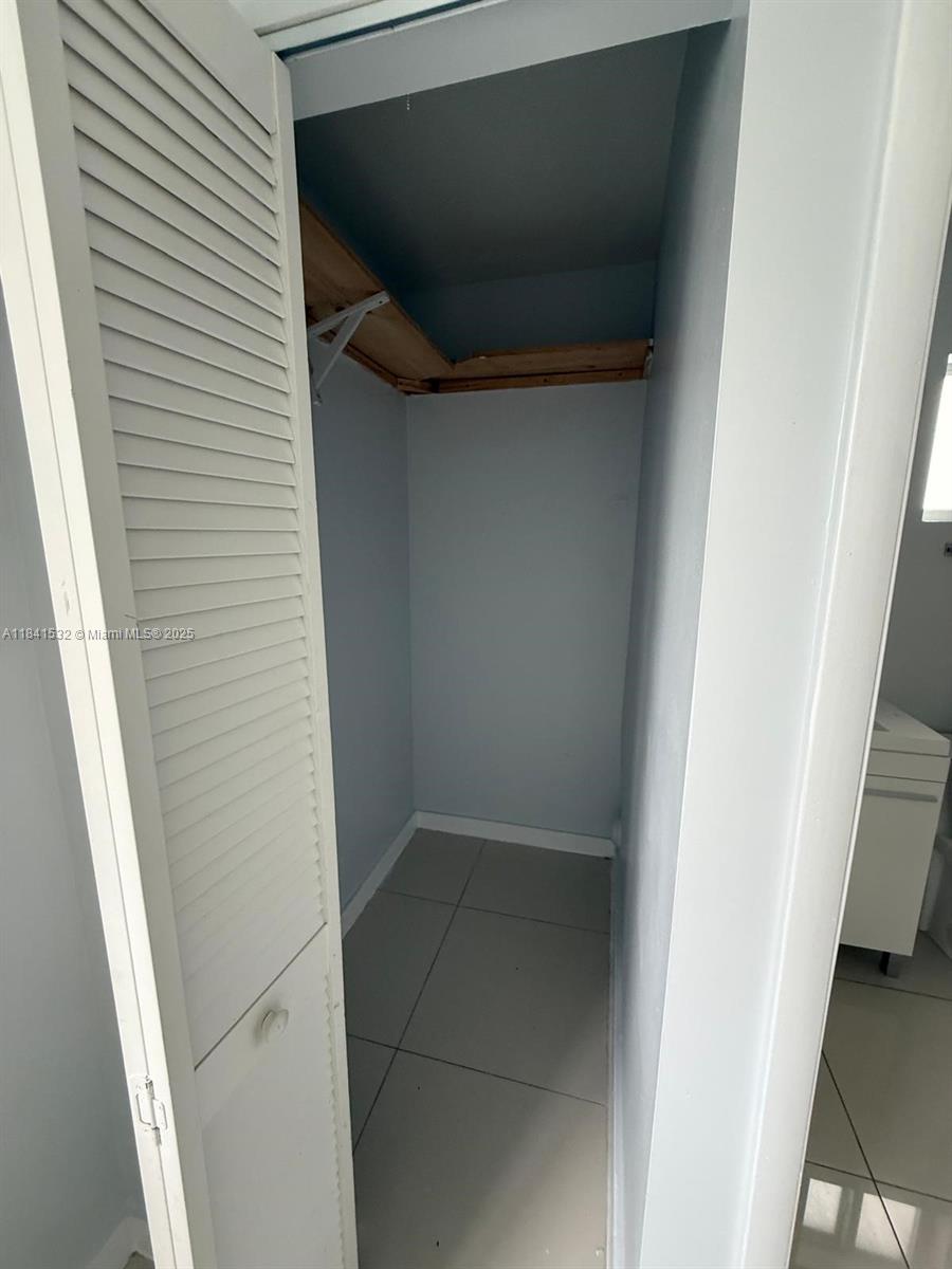 PARA VILLA HGTS - Residential Income