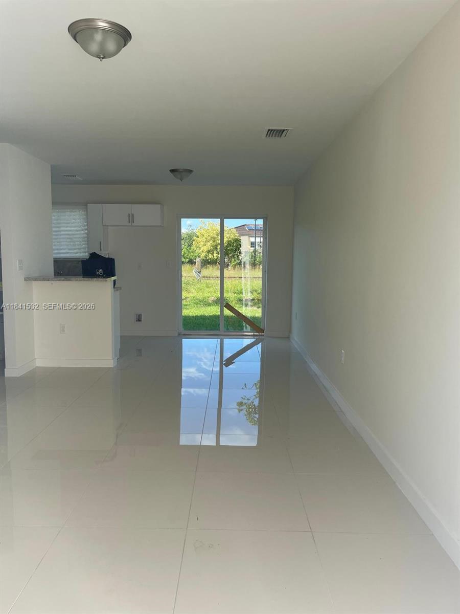 PARA VILLA HGTS - Residential Income