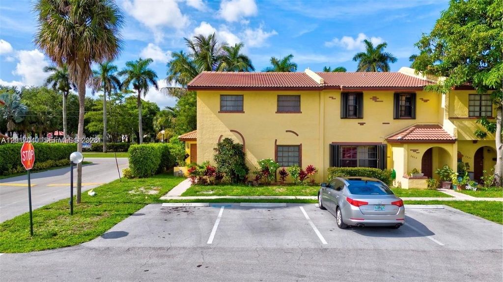 Photo of 2713 NW 47th Ter #504, Lauderdale Lakes, FL 33313 (MLS # A12017040)