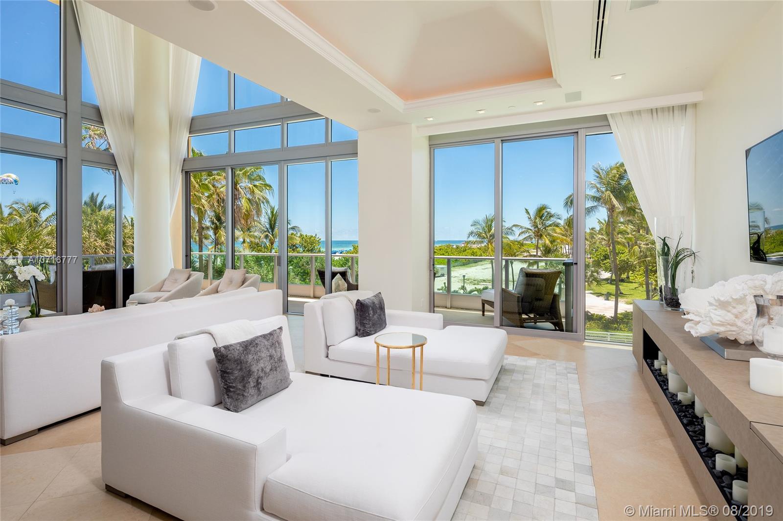 IL VILLAGGIO ON SOUTH BEA - Residential