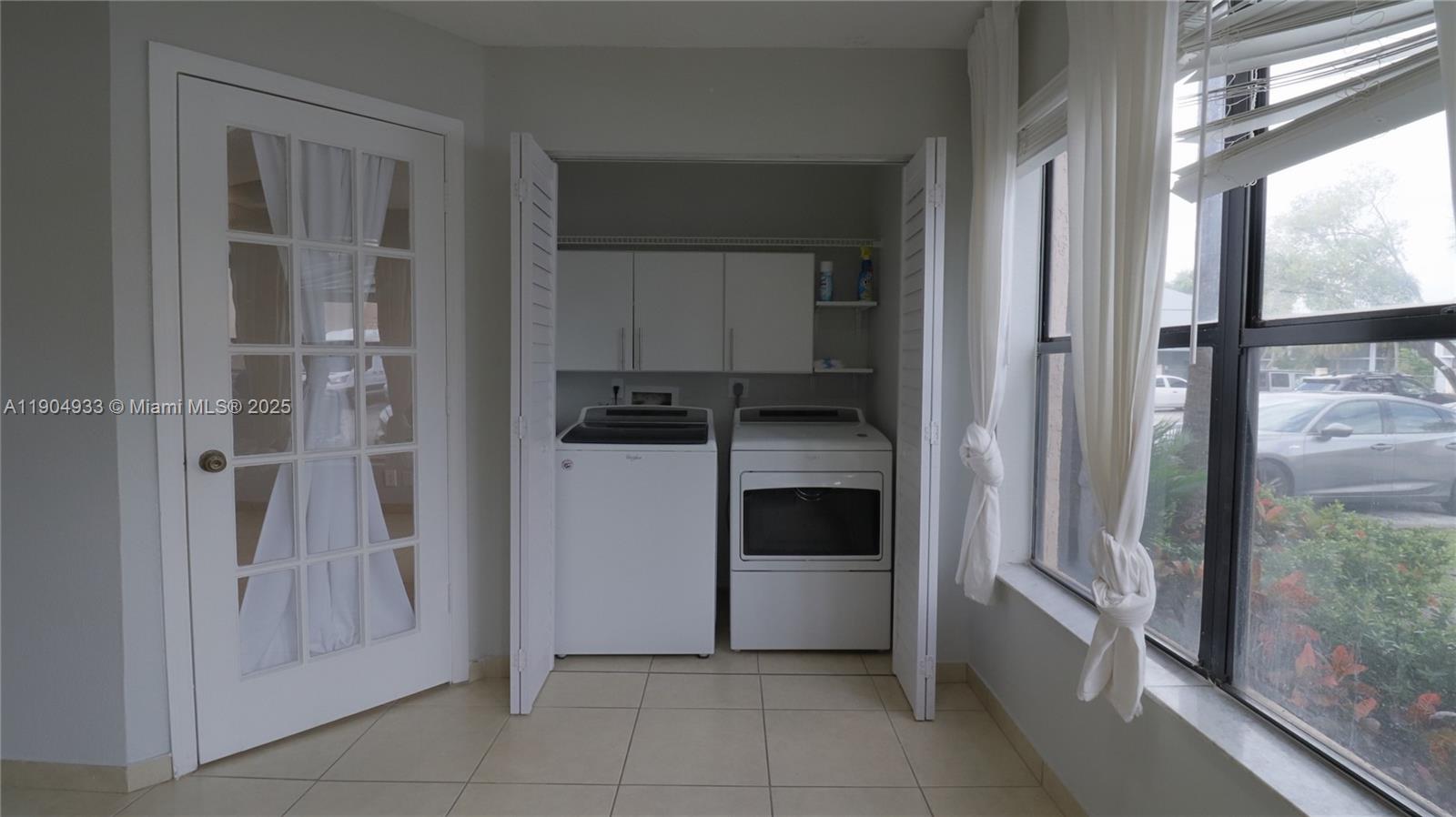 View photos, virtual tours, details... 2846 S University Dr 4104