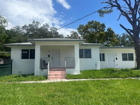 1095 NE 149th St . Miami FL 33161