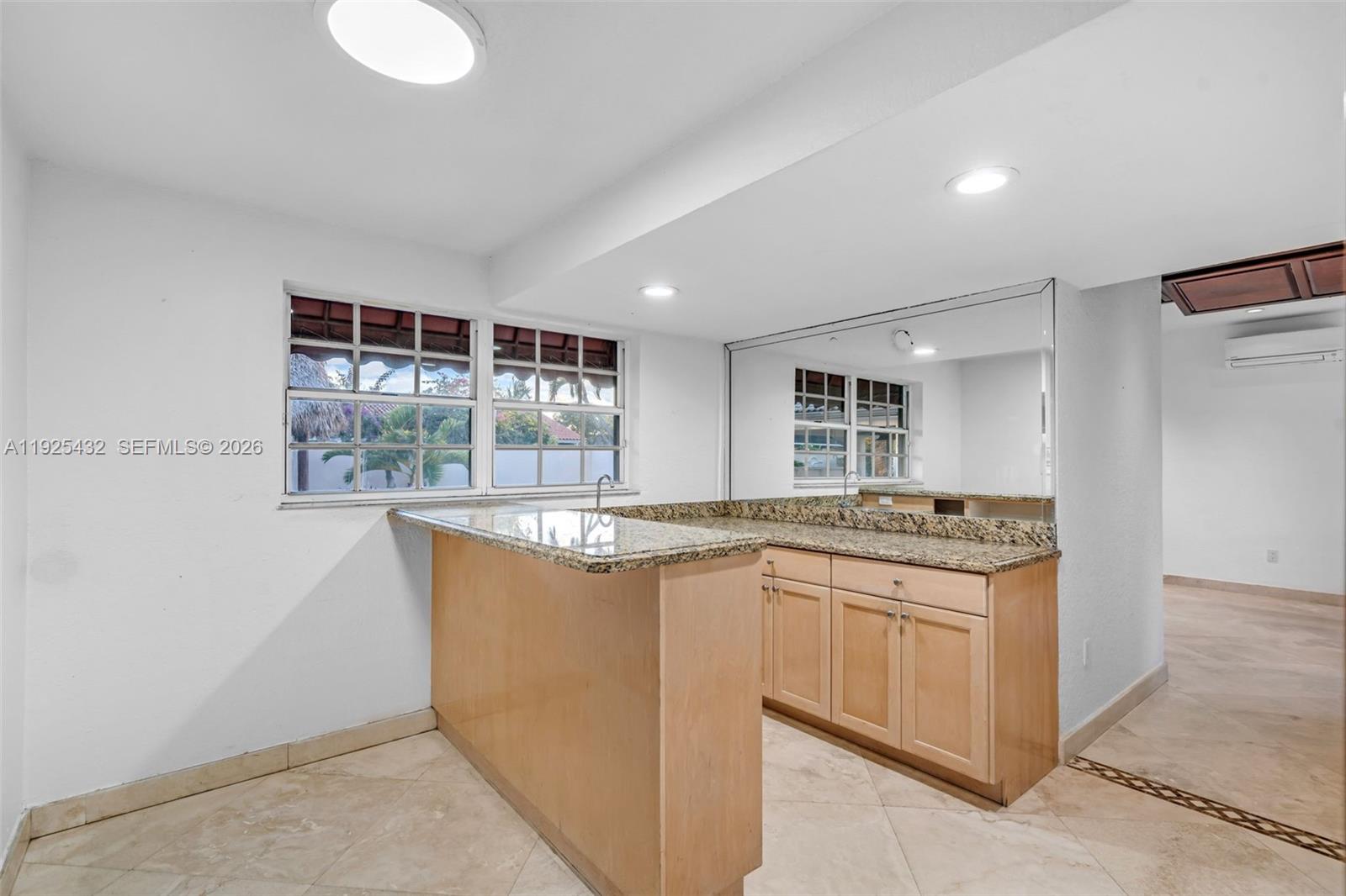 FIRST ADDN TO RO-JEN ESTA - Residential