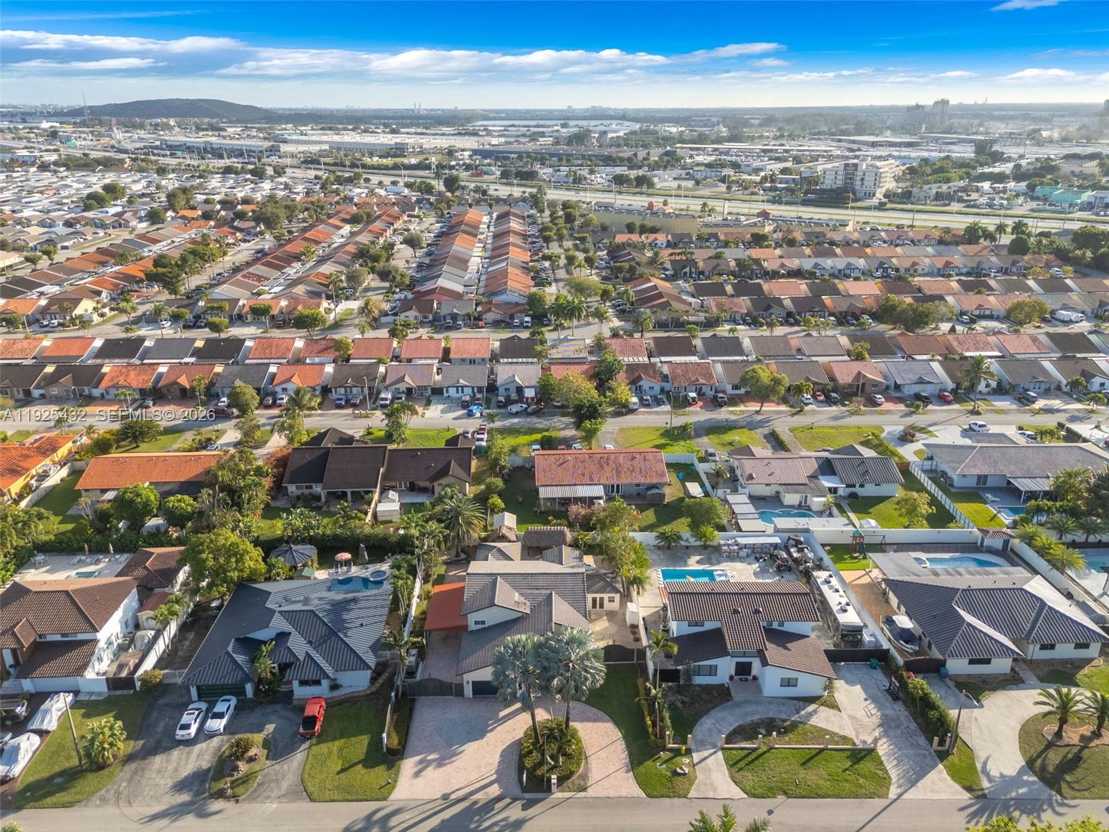 FIRST ADDN TO RO-JEN ESTA - Residential