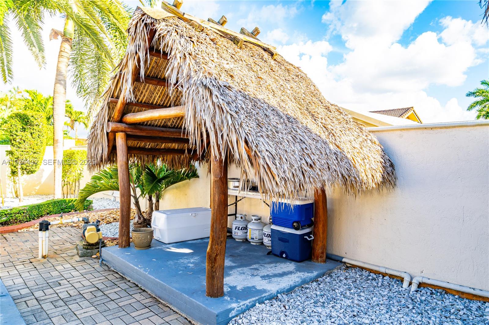 FIRST ADDN TO RO-JEN ESTA - Residential