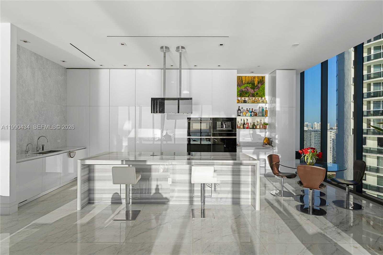 MUSE CONDO - Residential