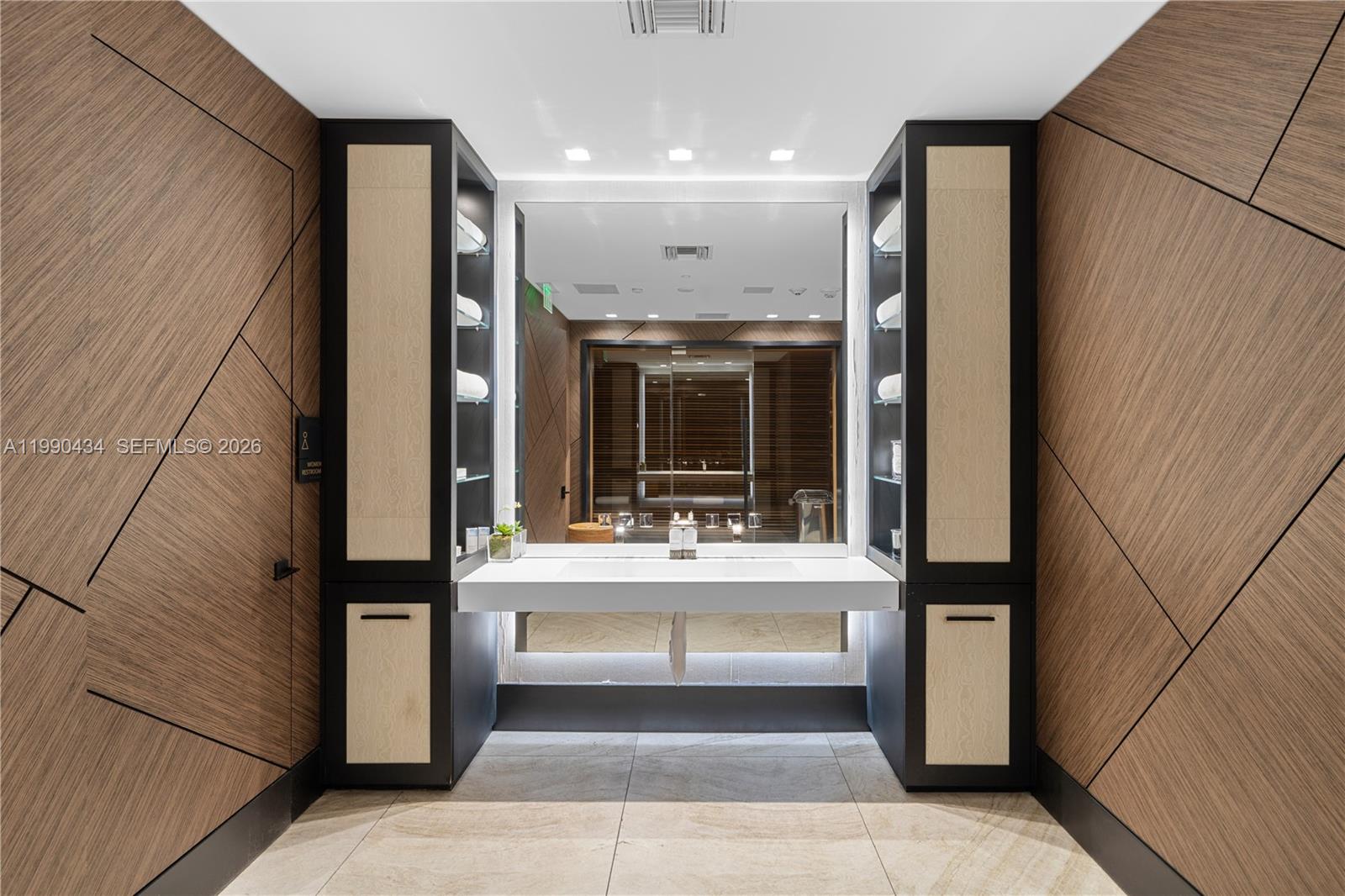 MUSE CONDO - Residential