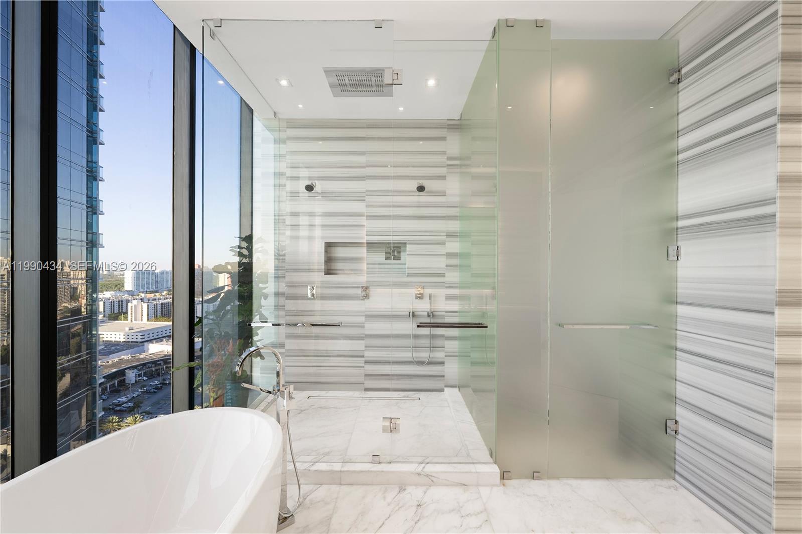 MUSE CONDO - Residential