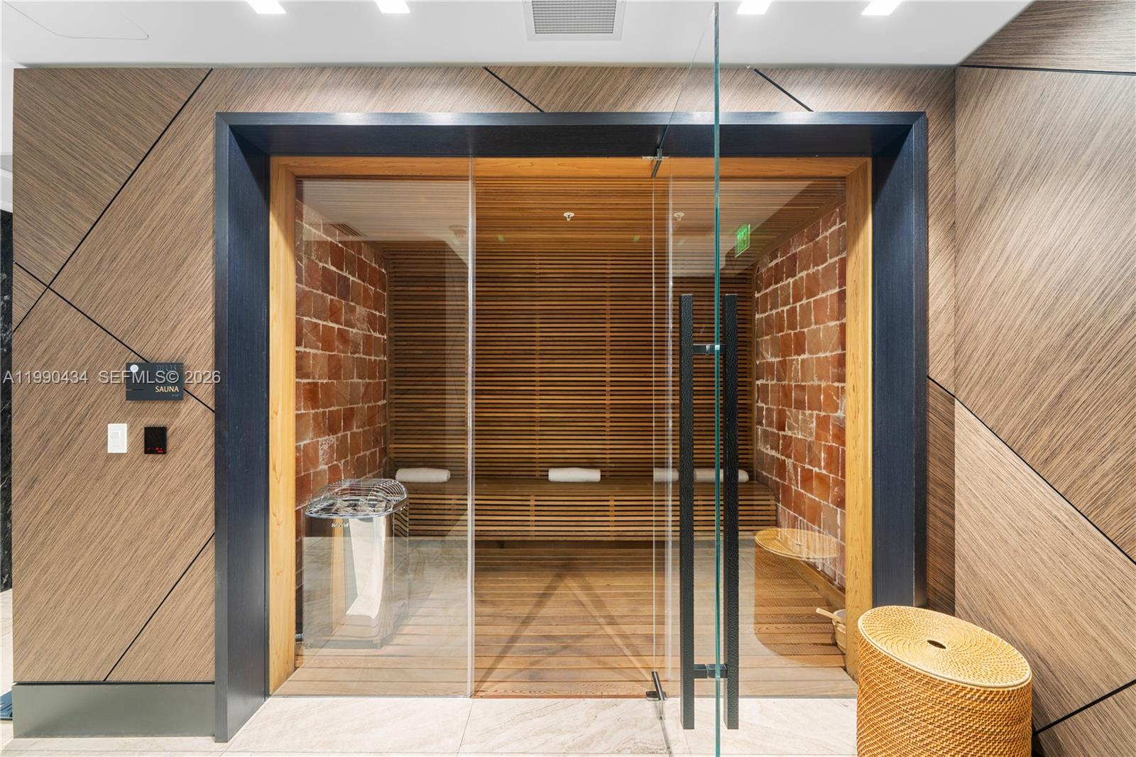 MUSE CONDO - Residential