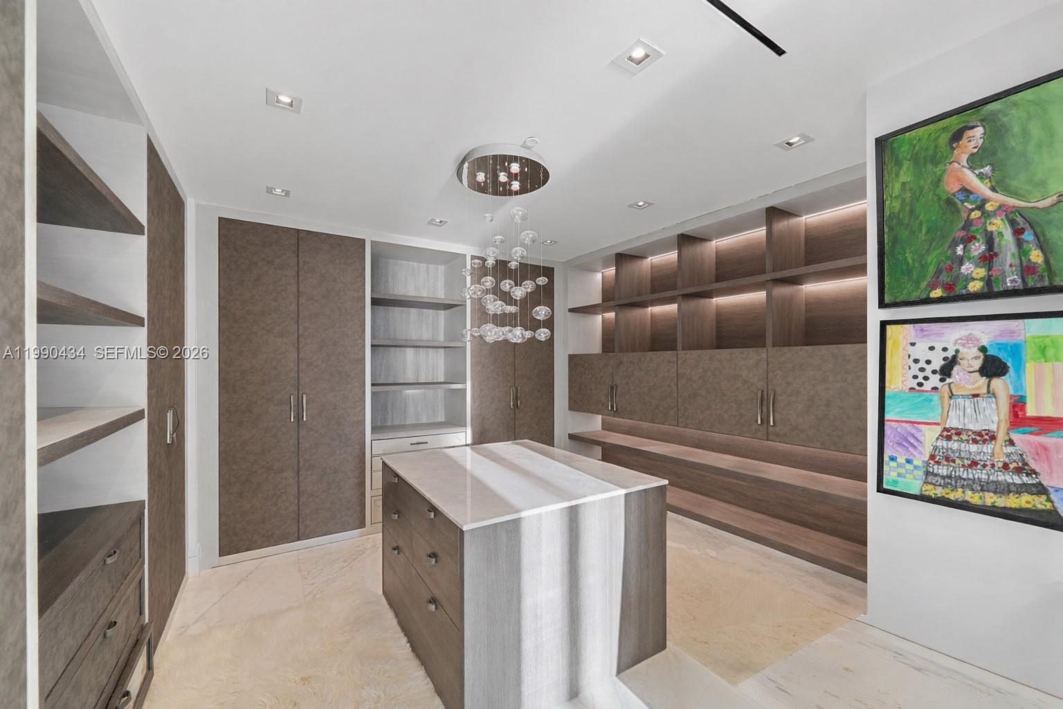 MUSE CONDO - Residential