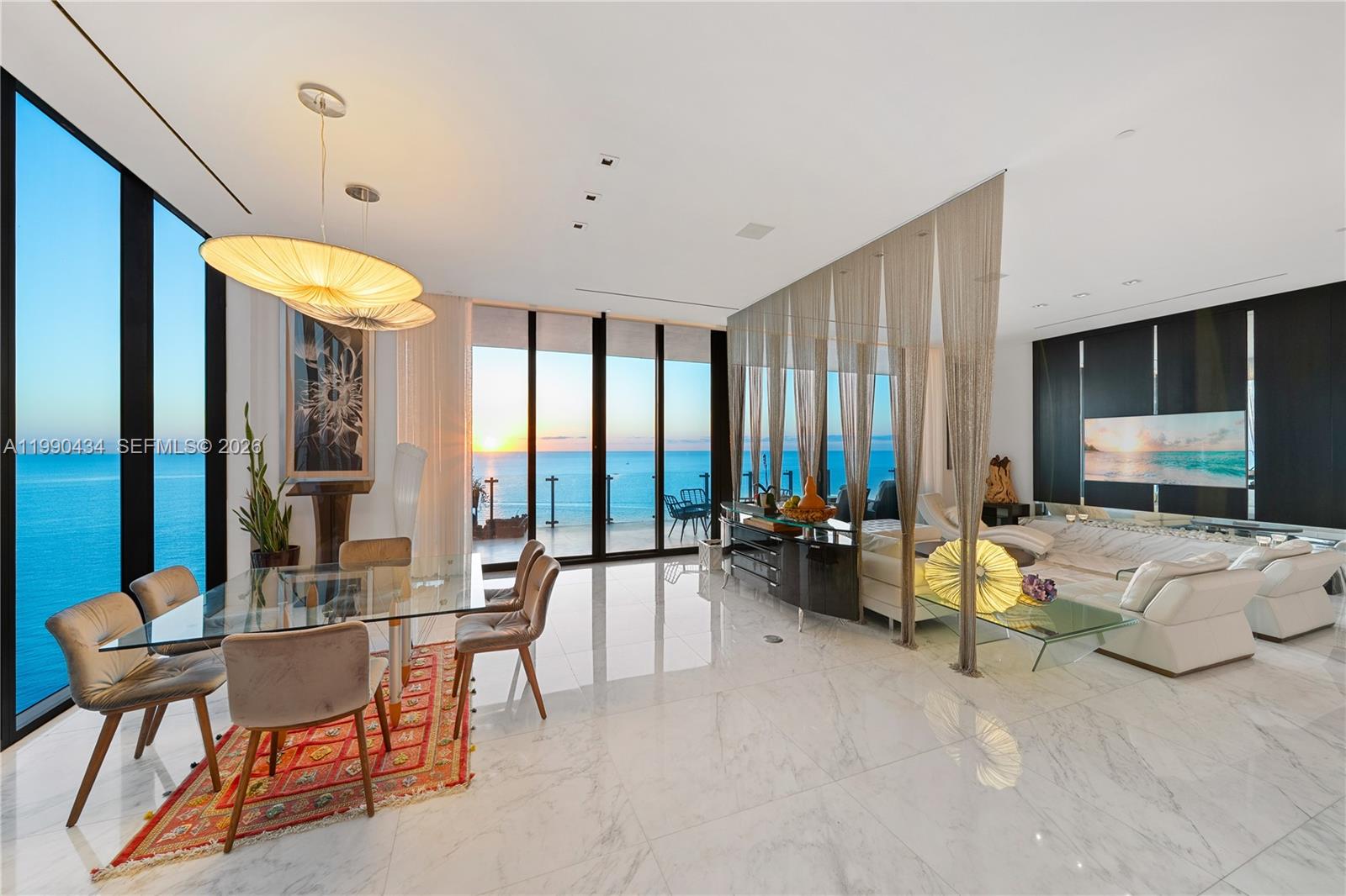 MUSE CONDO - Residential