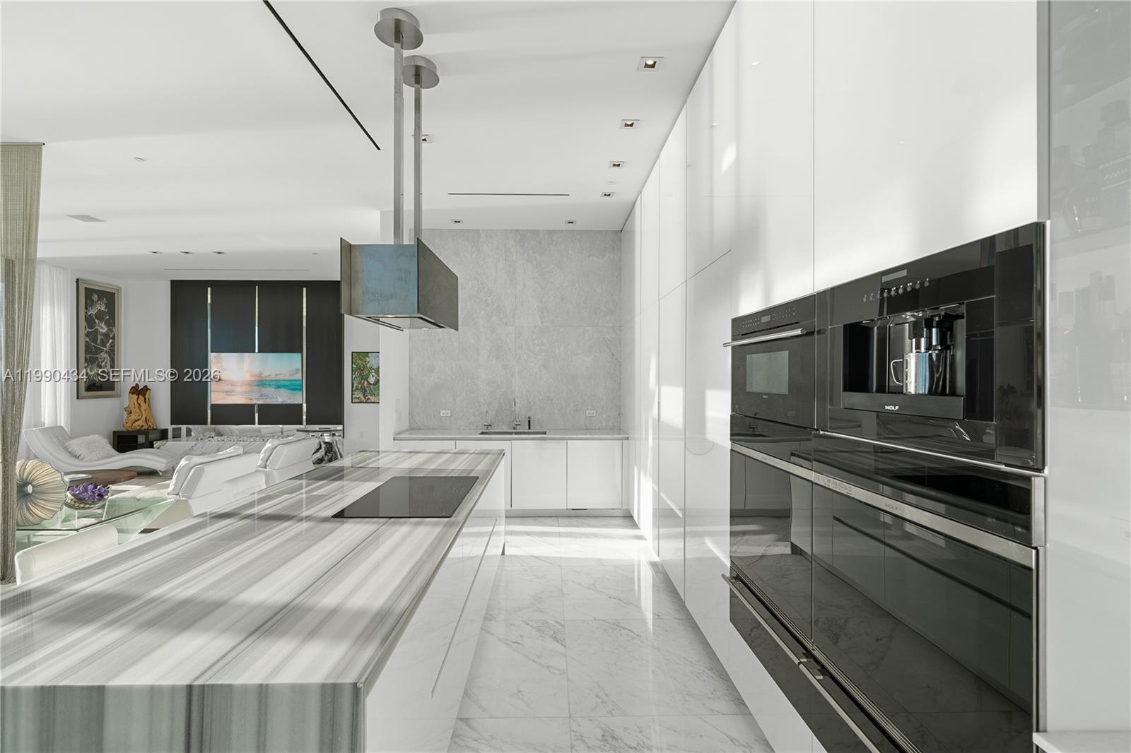 MUSE CONDO - Residential