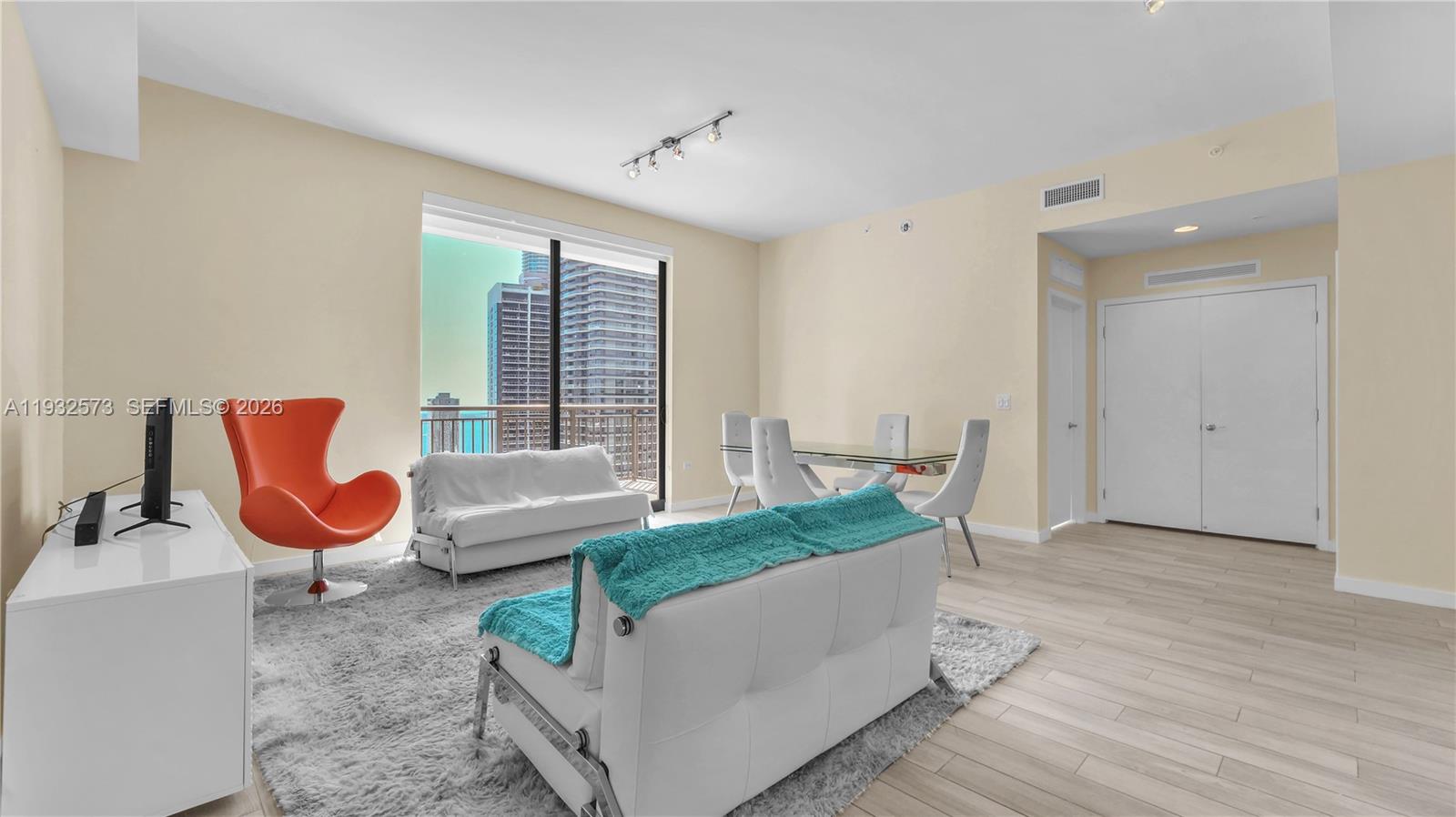 NINE AT MARY BRICKELL VIL - Residential