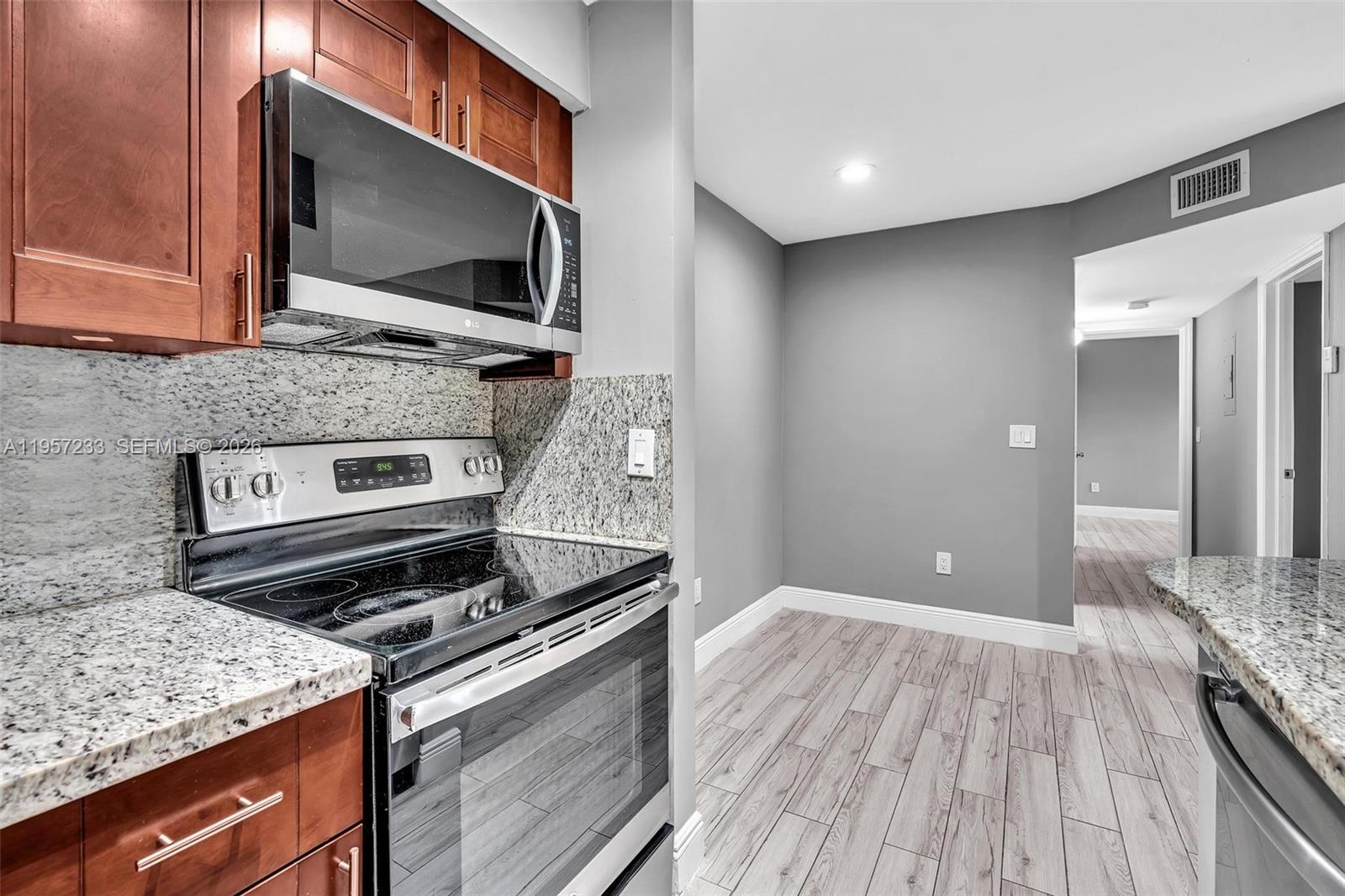 1263 SW 46th Ave 2103