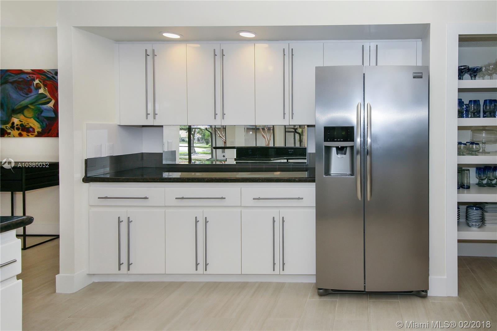 COUNTRY ISLES MANOR HOMES - Residential