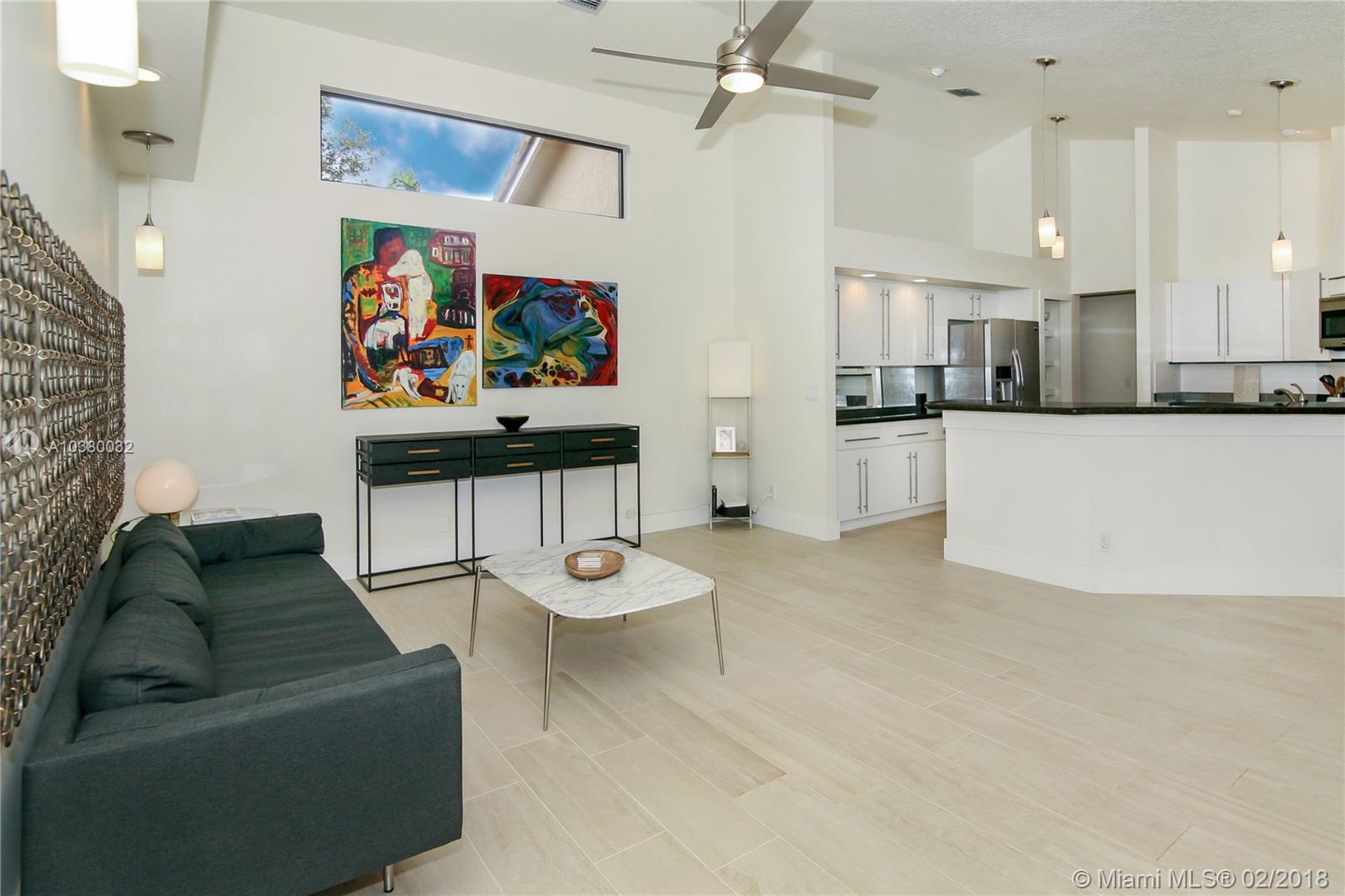 COUNTRY ISLES MANOR HOMES - Residential