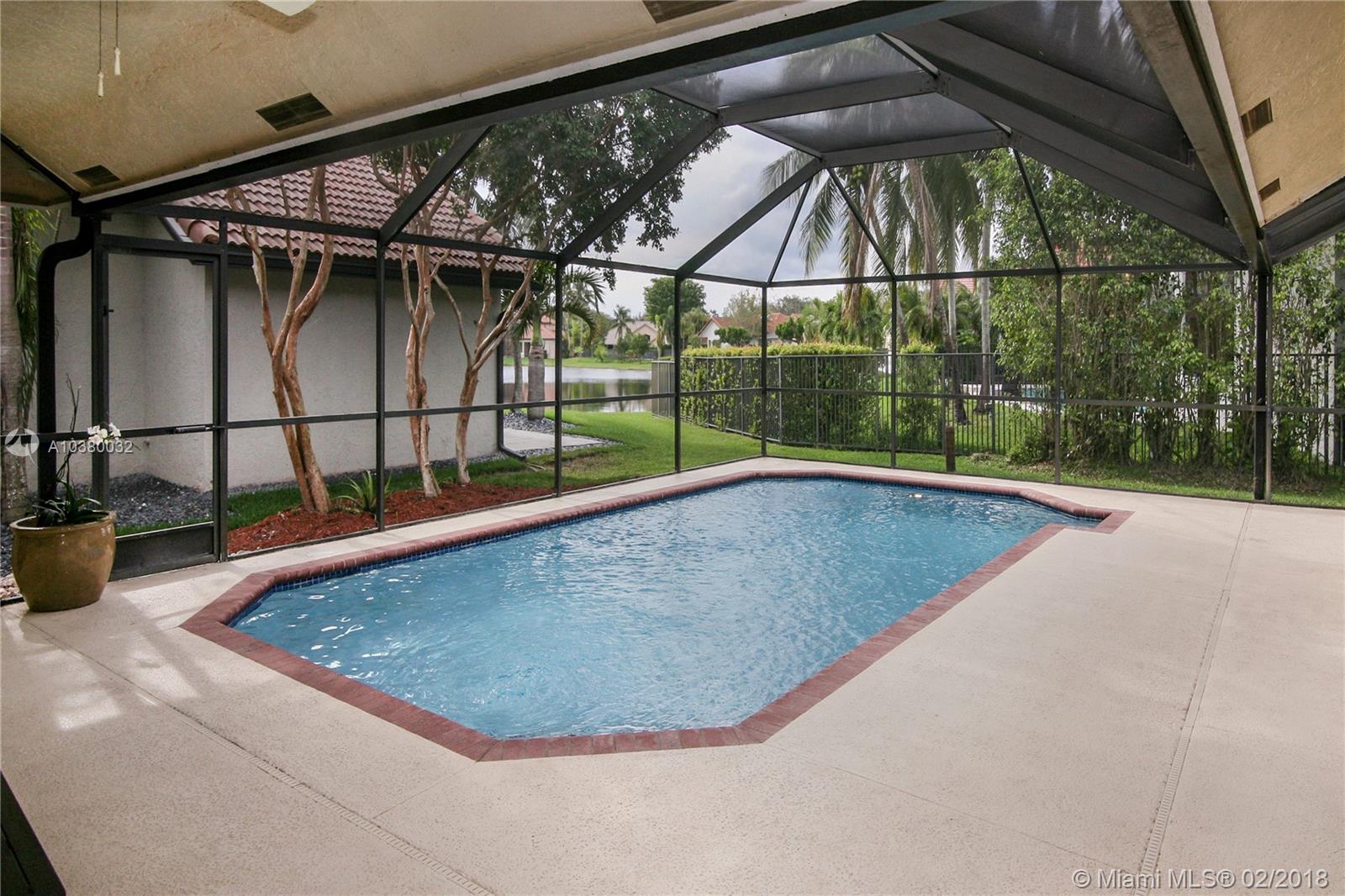 COUNTRY ISLES MANOR HOMES - Residential